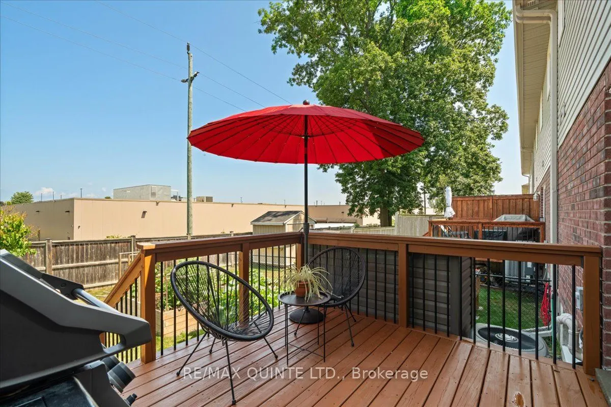 56 Cortland Crescent