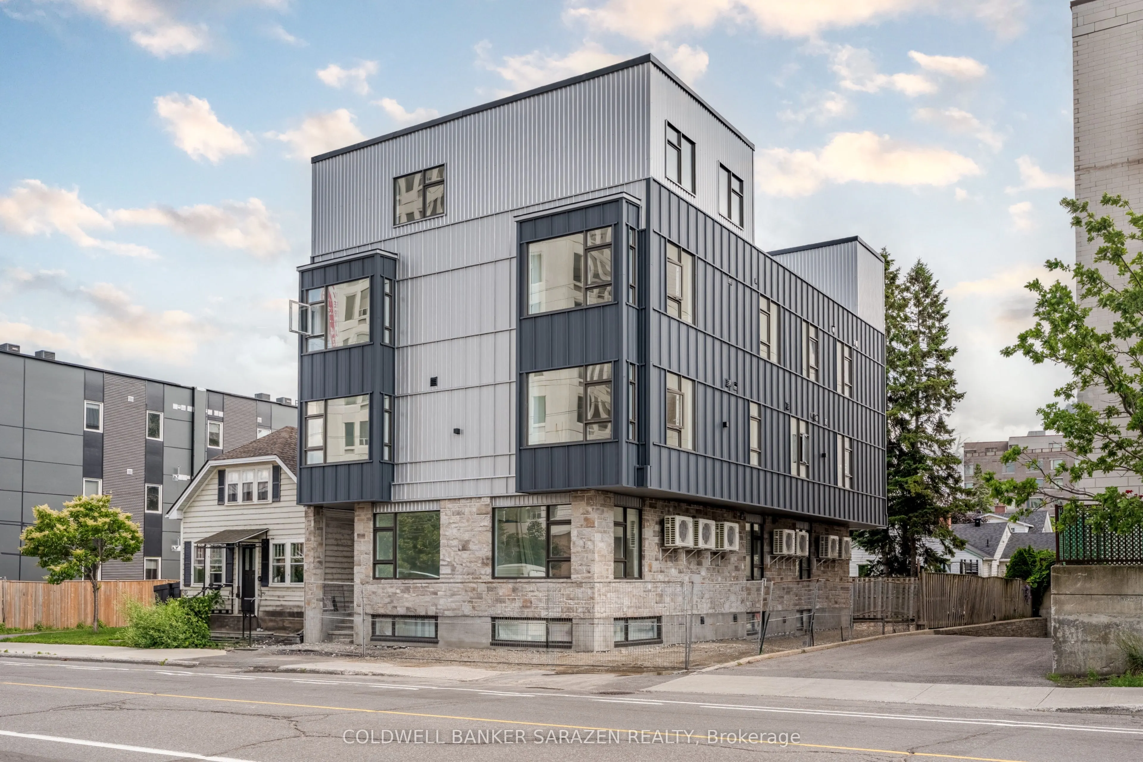 10 MCARTHUR Avenue, #201