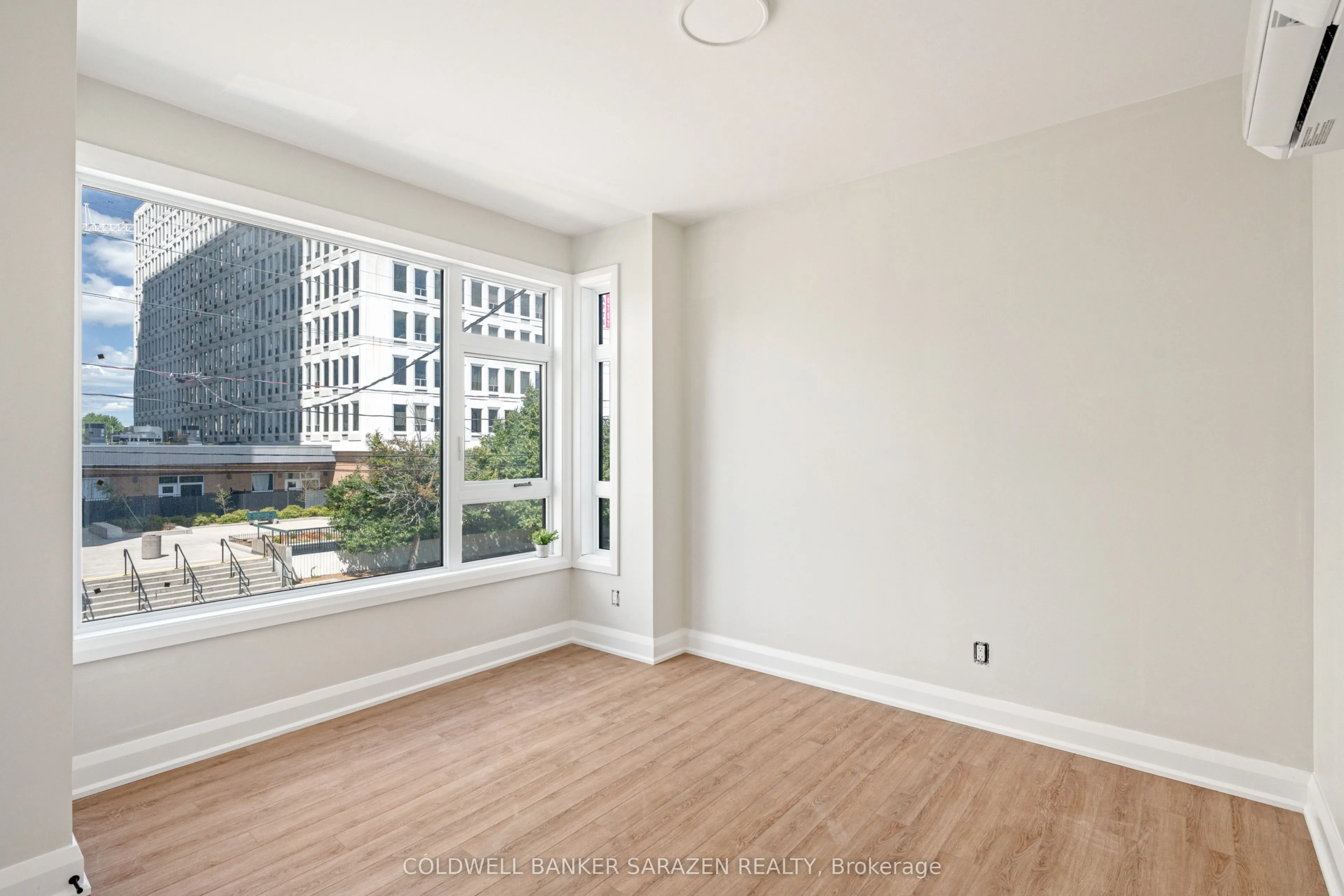 10 MCARTHUR Avenue, #201