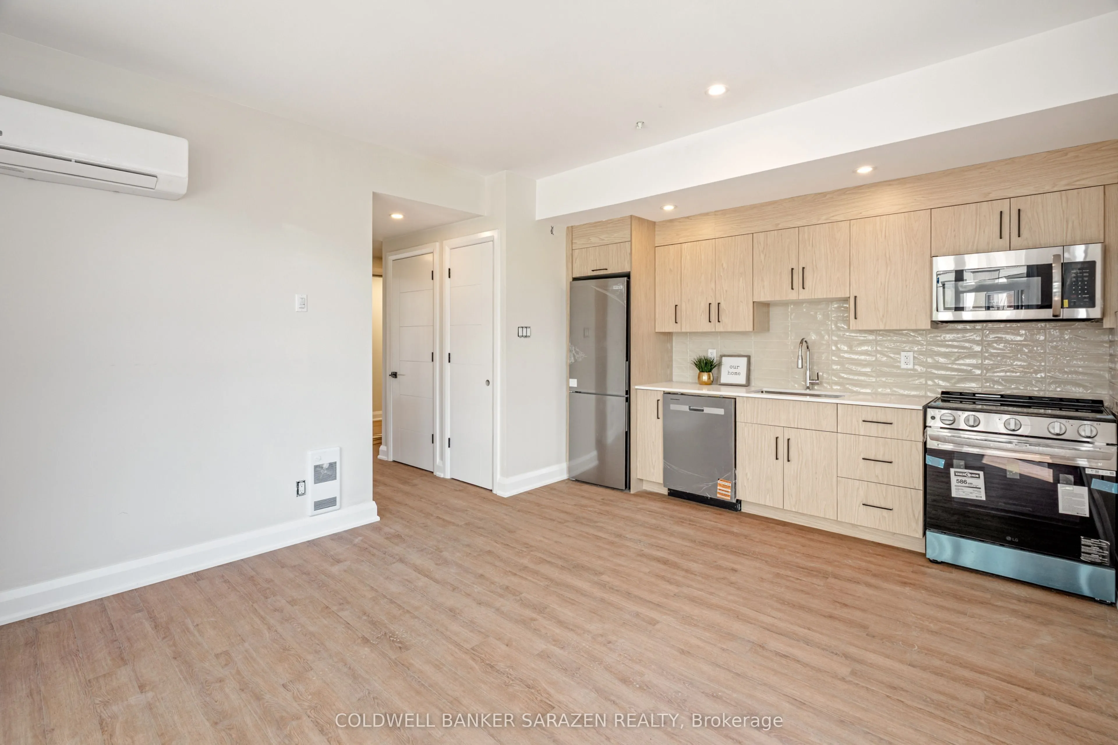 10 MCARTHUR Avenue, #201