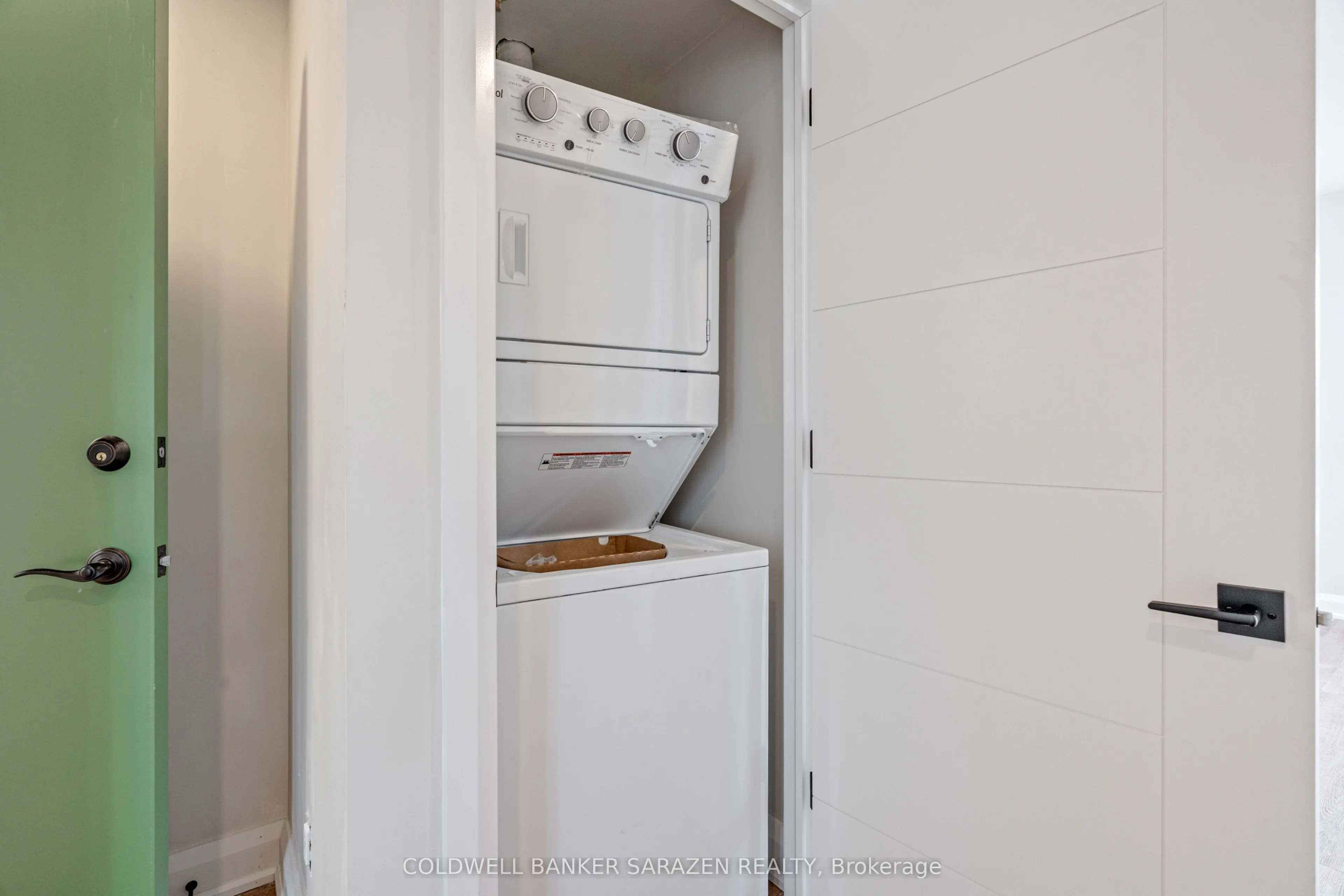 10 MCARTHUR Avenue, #201