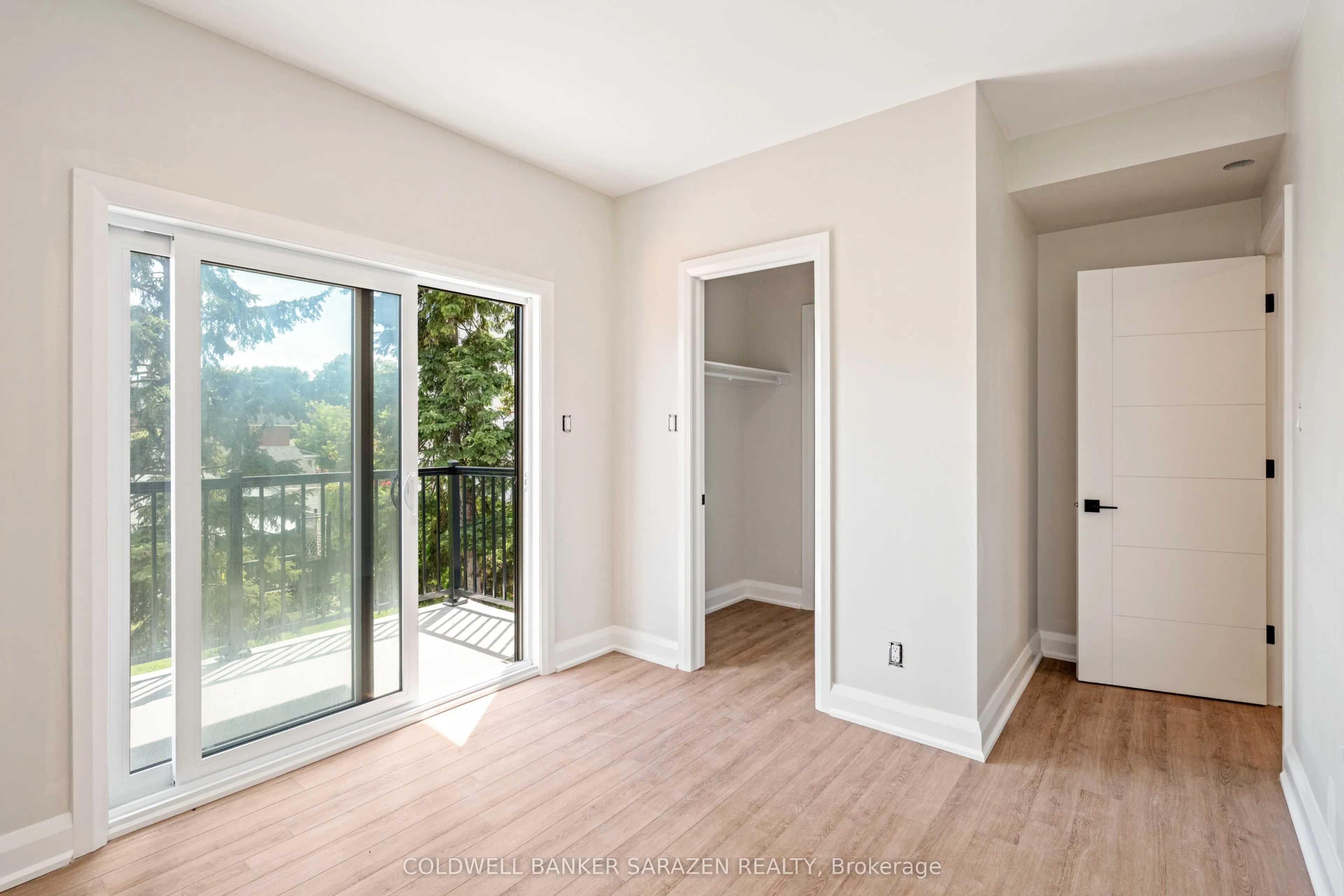 10 MCARTHUR Avenue, #203