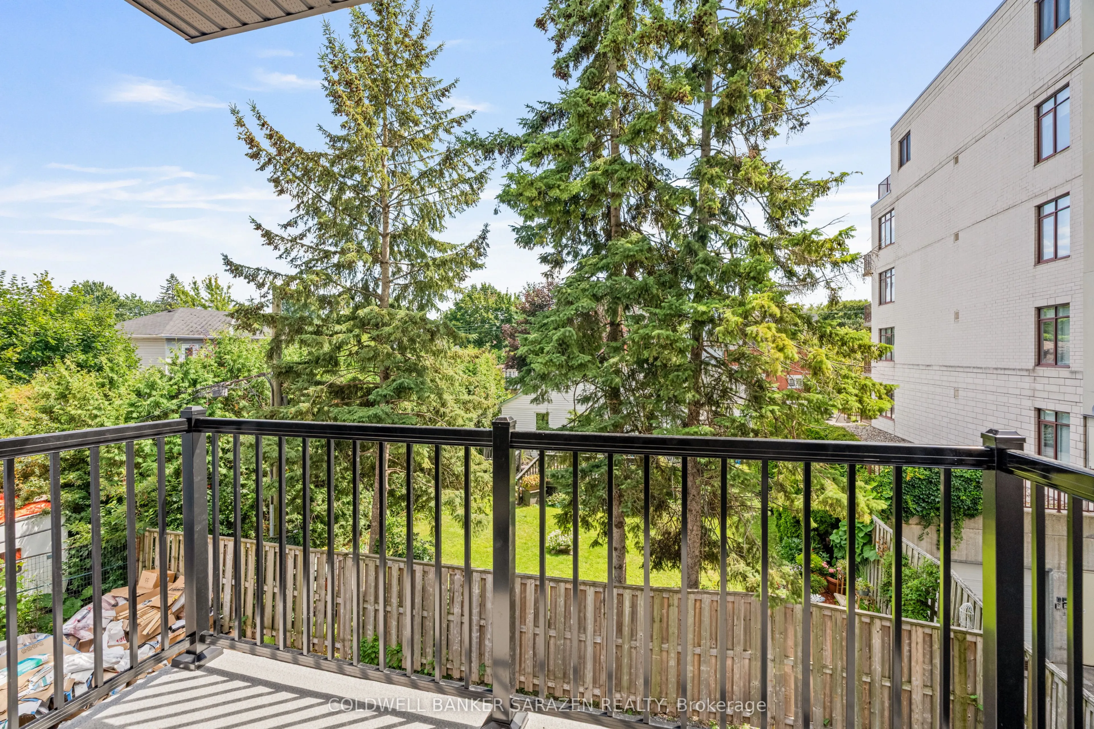 10 MCARTHUR Avenue, #203