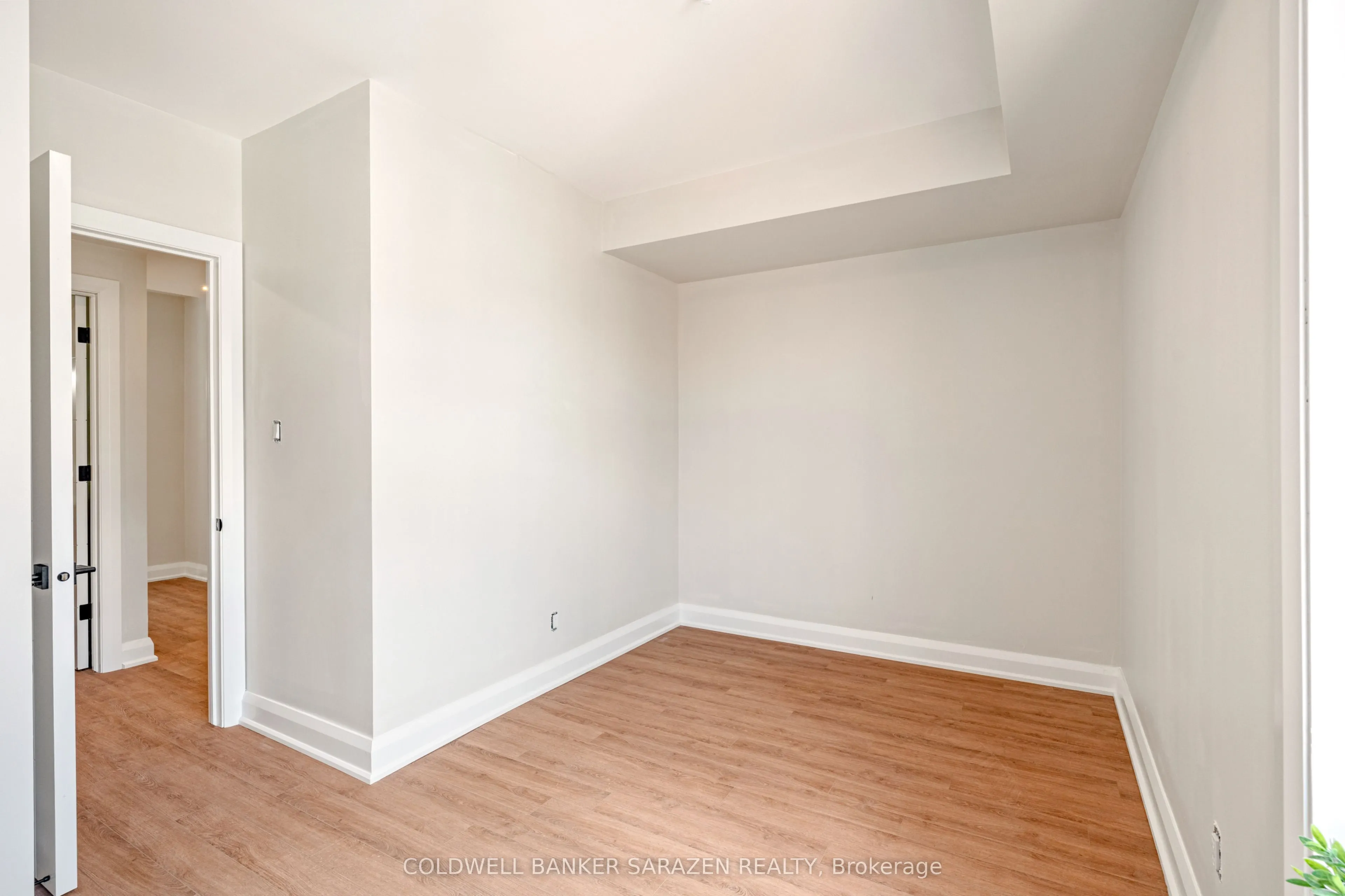 10 MCARTHUR Avenue, #203