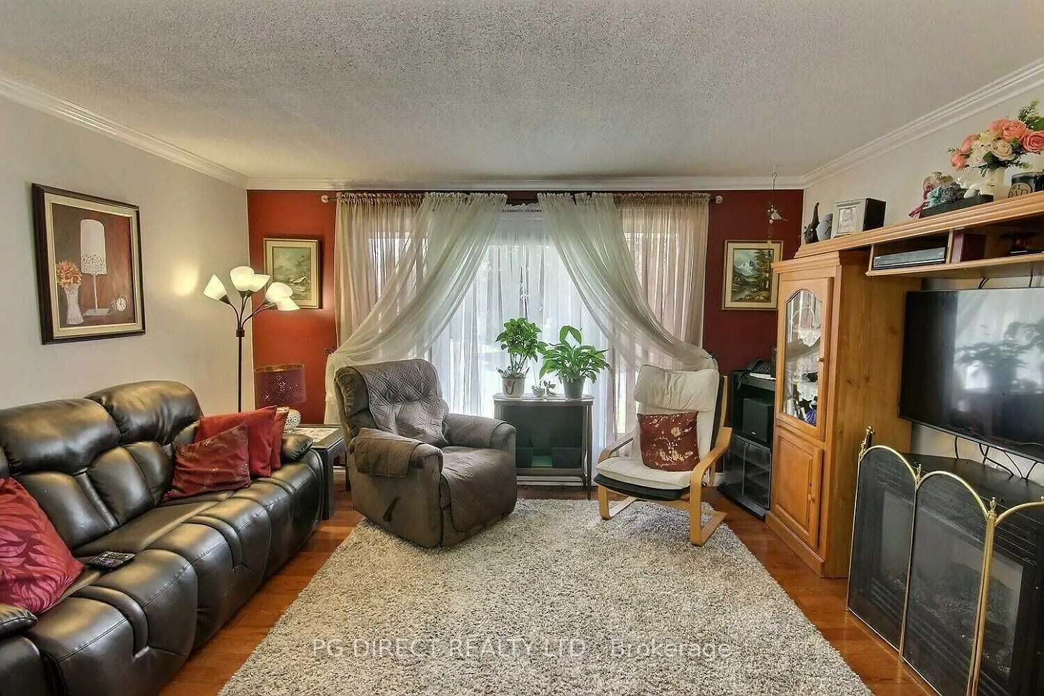 65 O'Neil Crescent