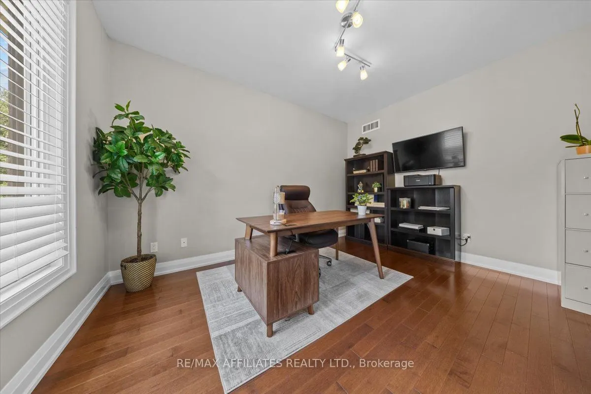 1610 Linkland Court