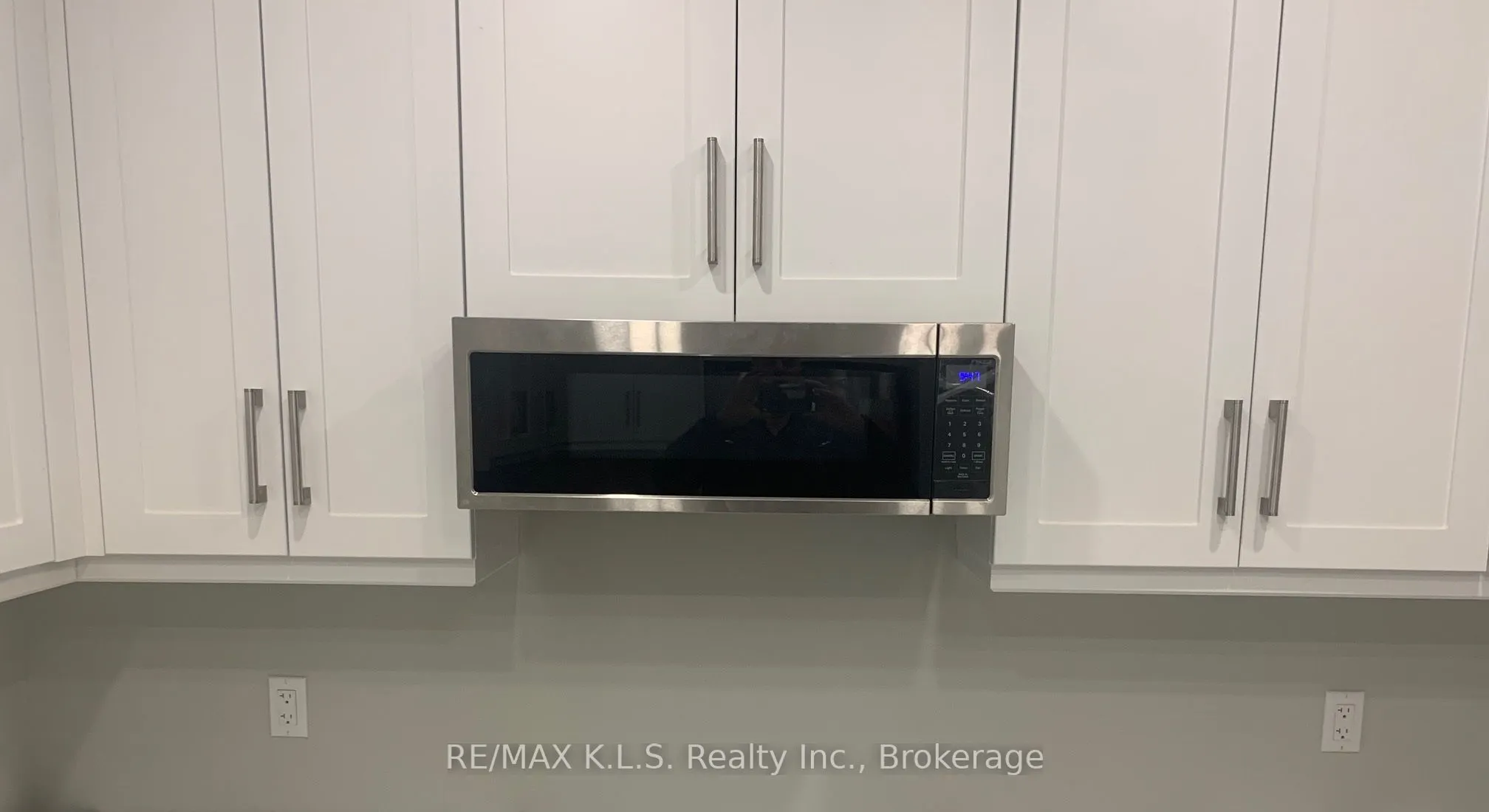 6662 Ellis Road, #1
