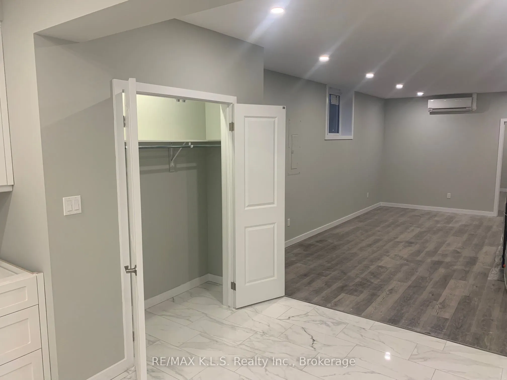 6662 Ellis Road, #1