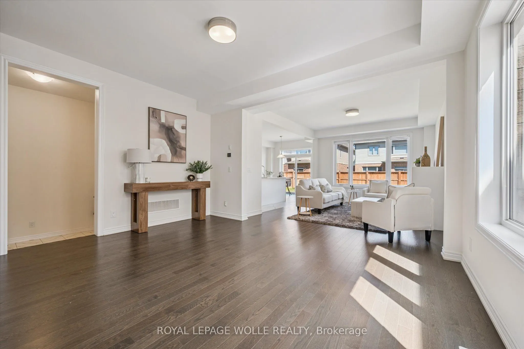 11 GEORGINA Street