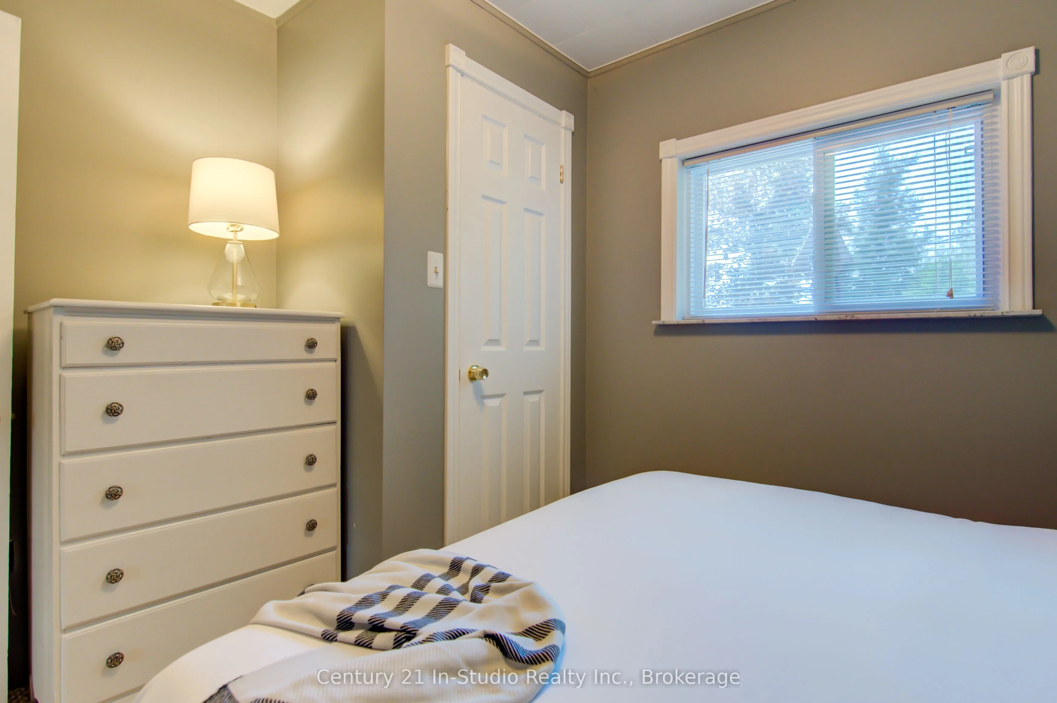 29 Heron Pt Road