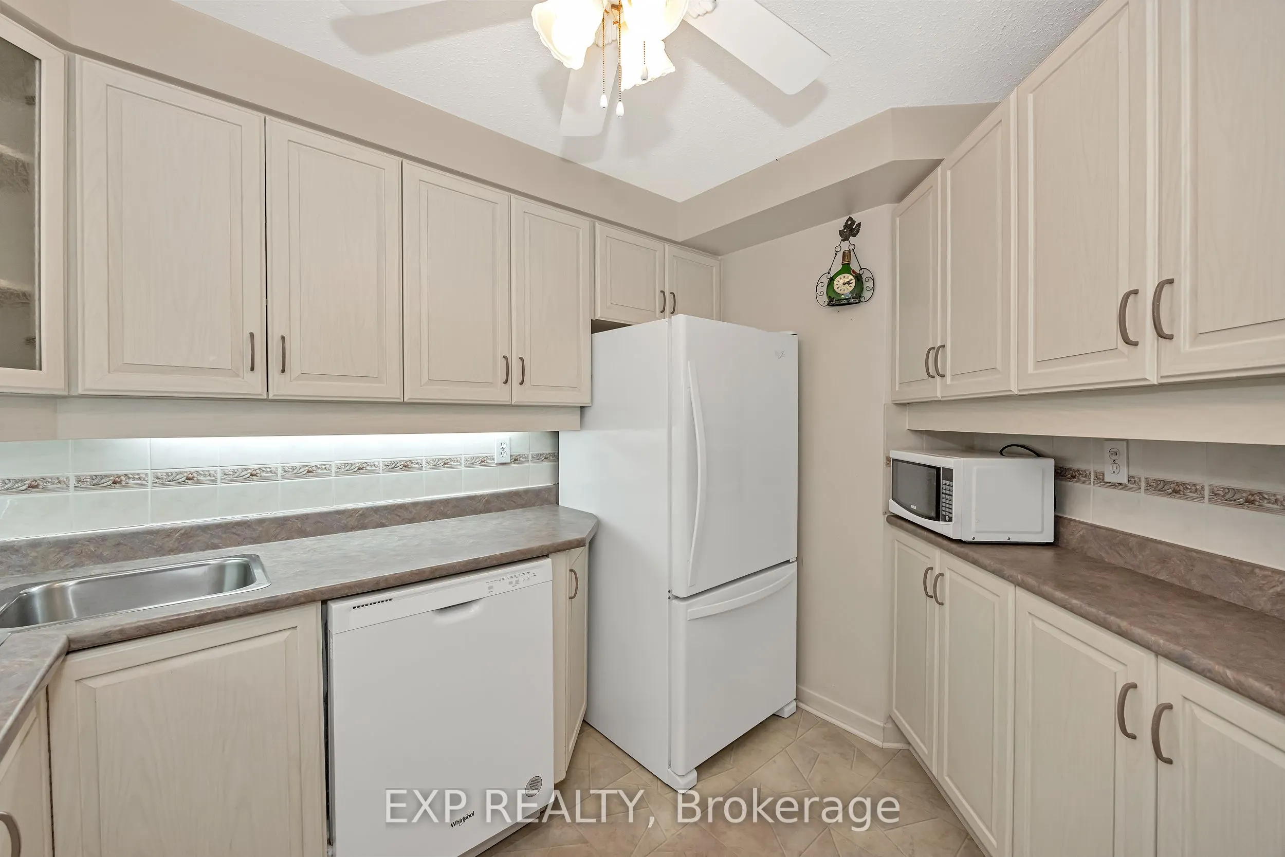 80 Sandcastle Drive, #712