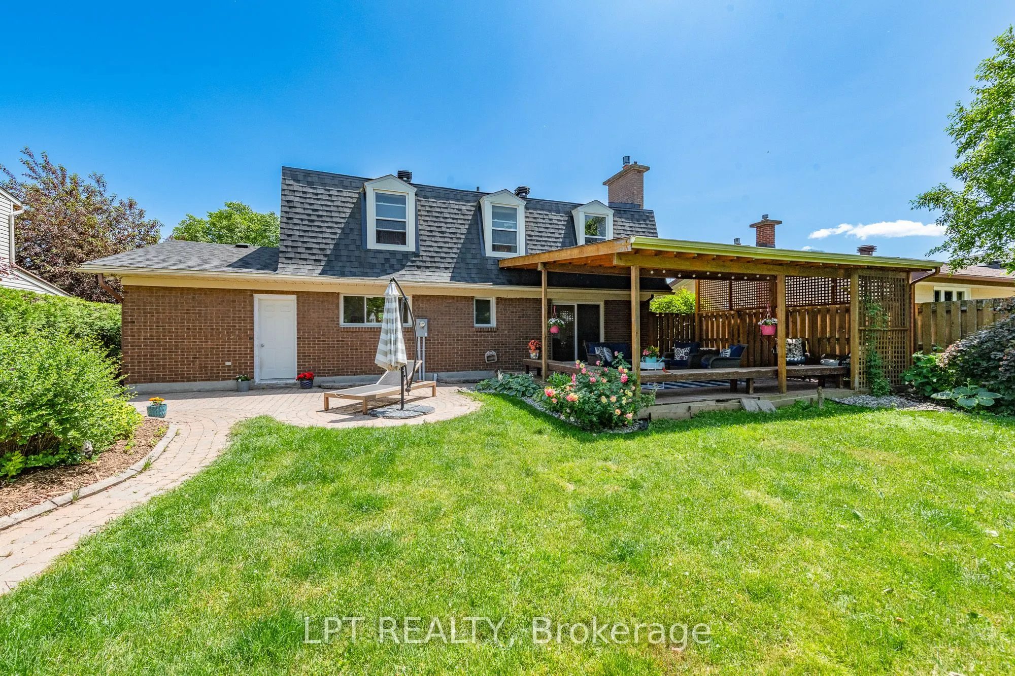 1329 Fontenay Crescent