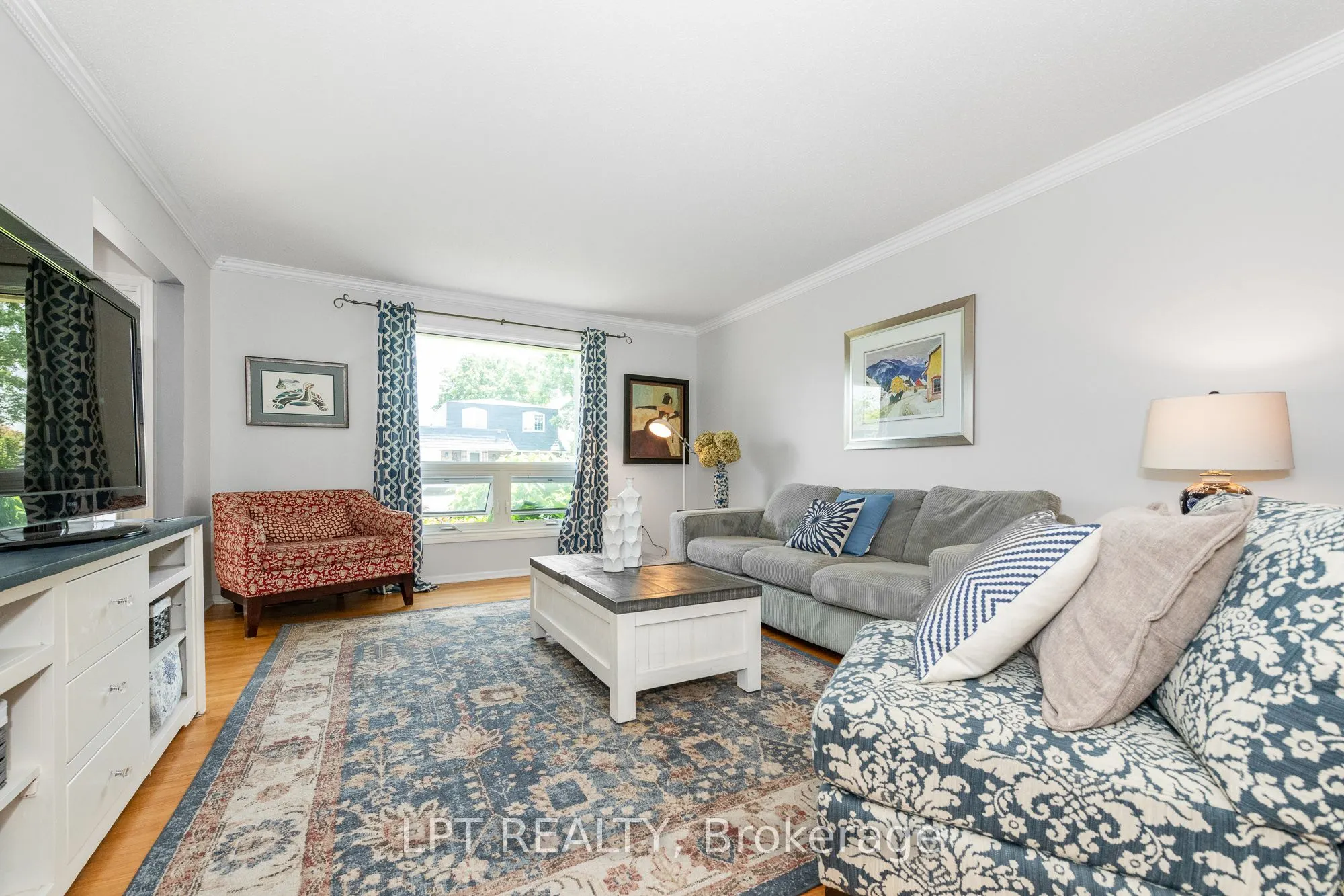 1329 Fontenay Crescent