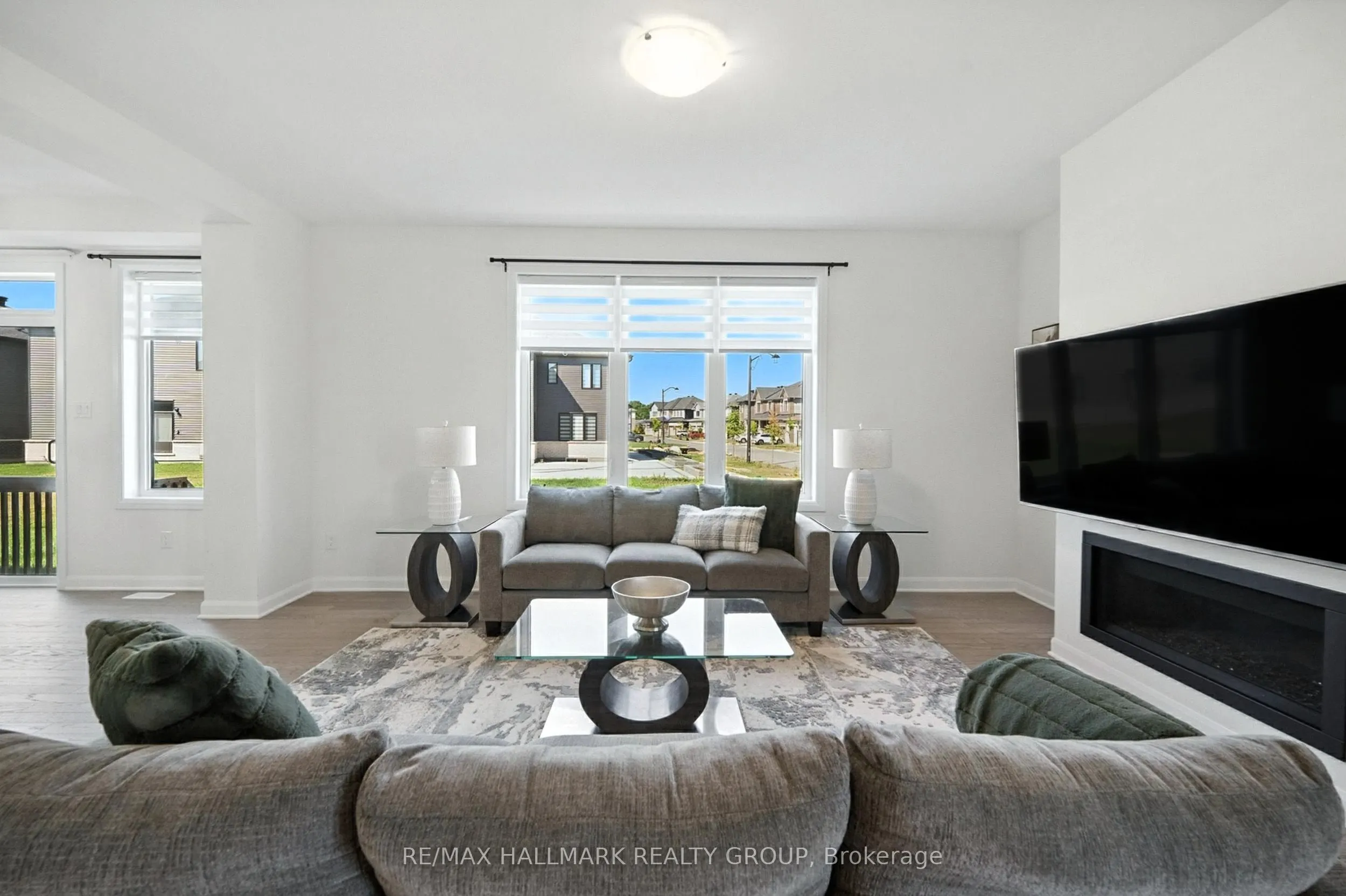547 Anchor Circle