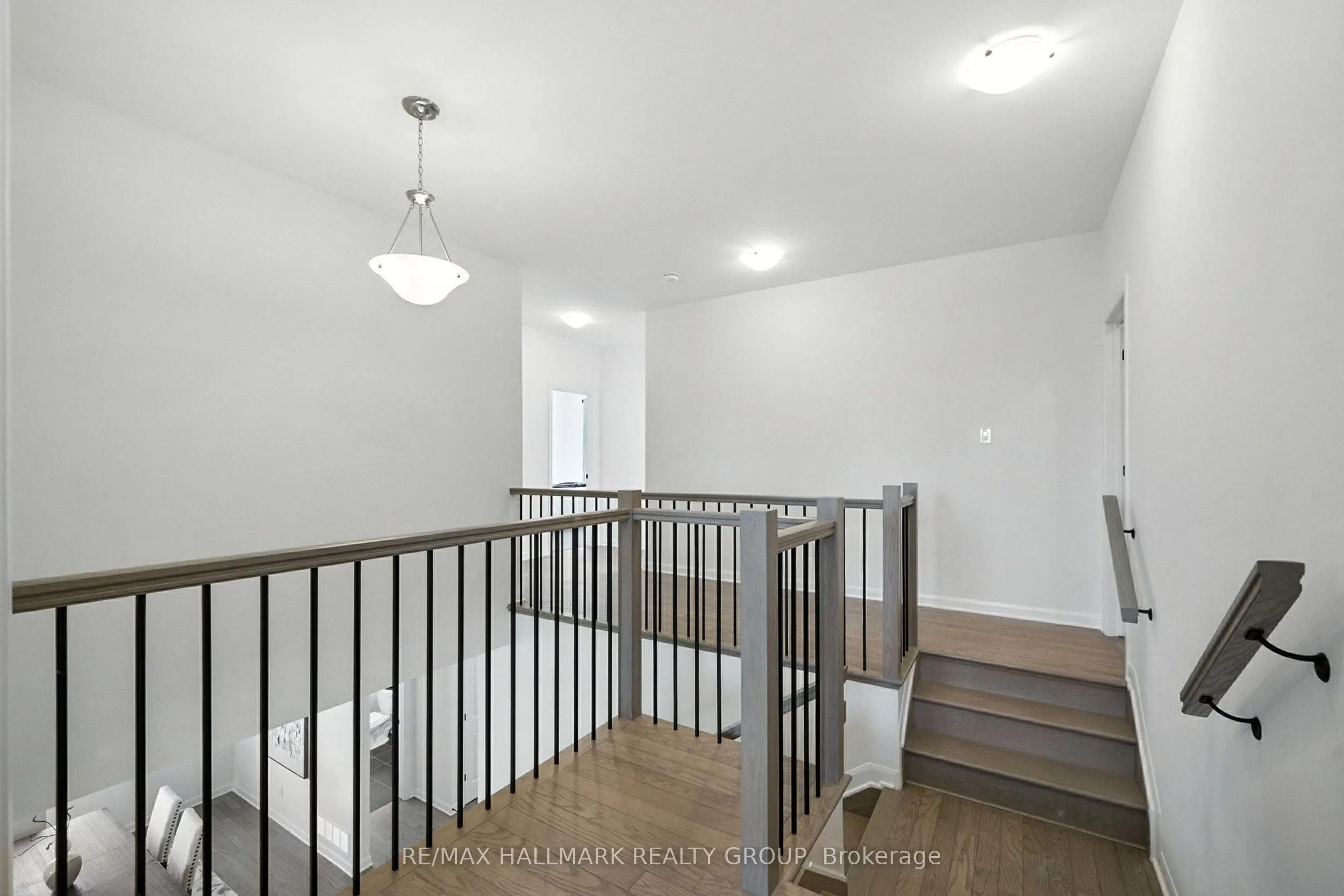 547 Anchor Circle