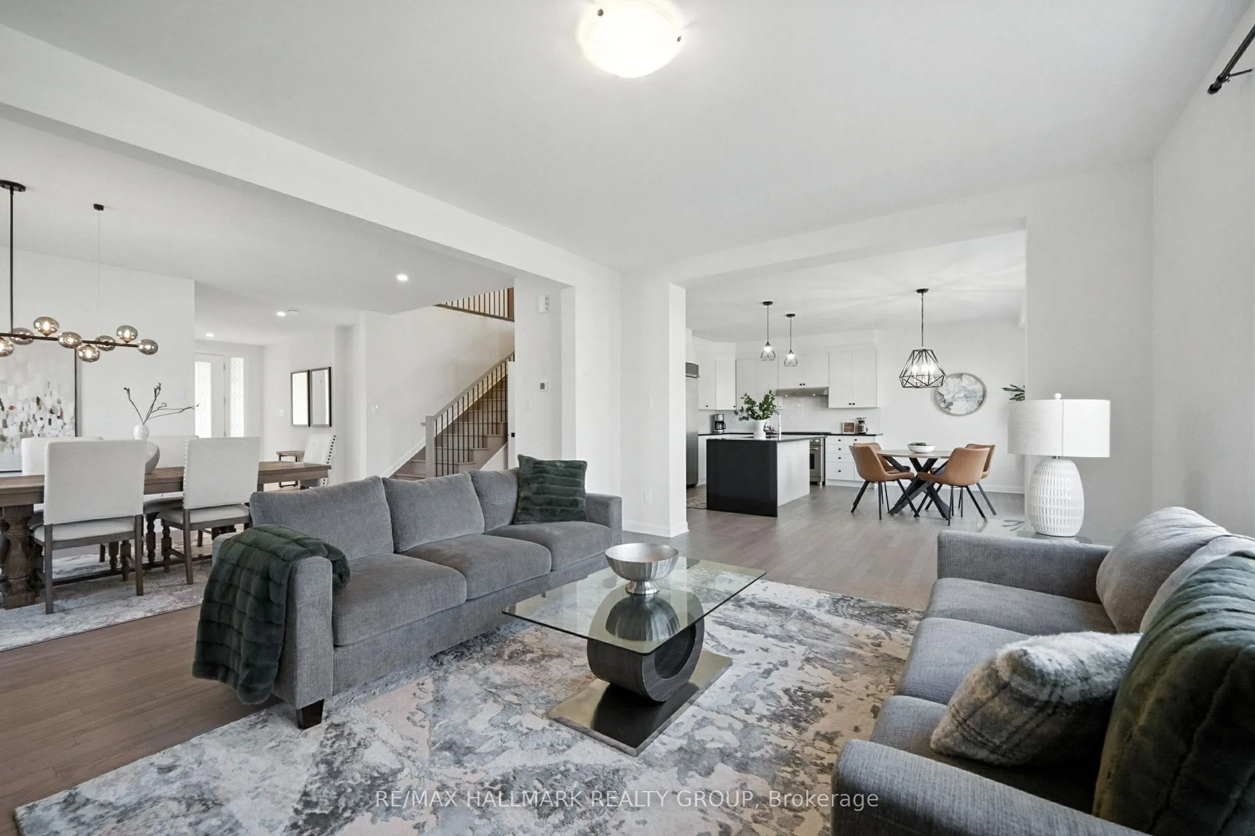 547 Anchor Circle