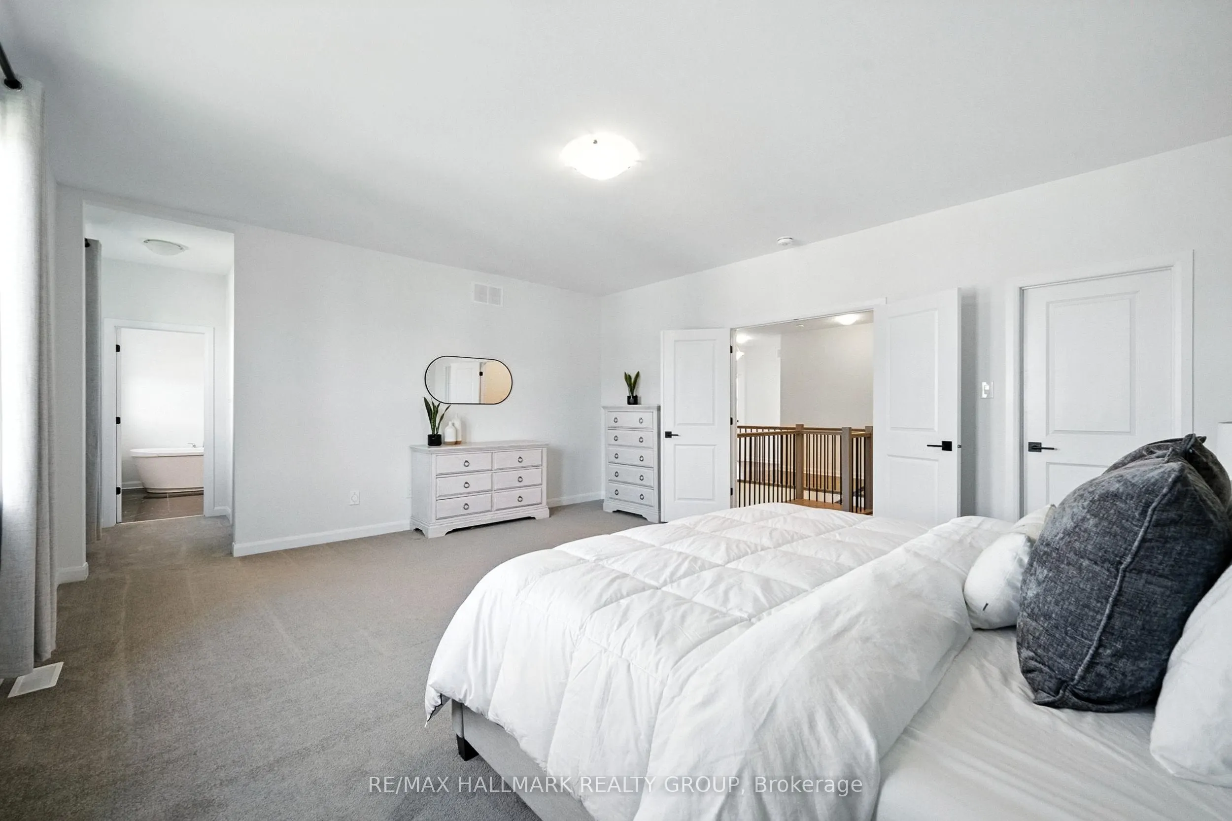 547 Anchor Circle