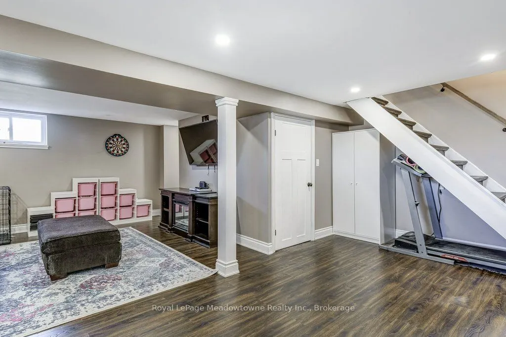 986 Westover Road