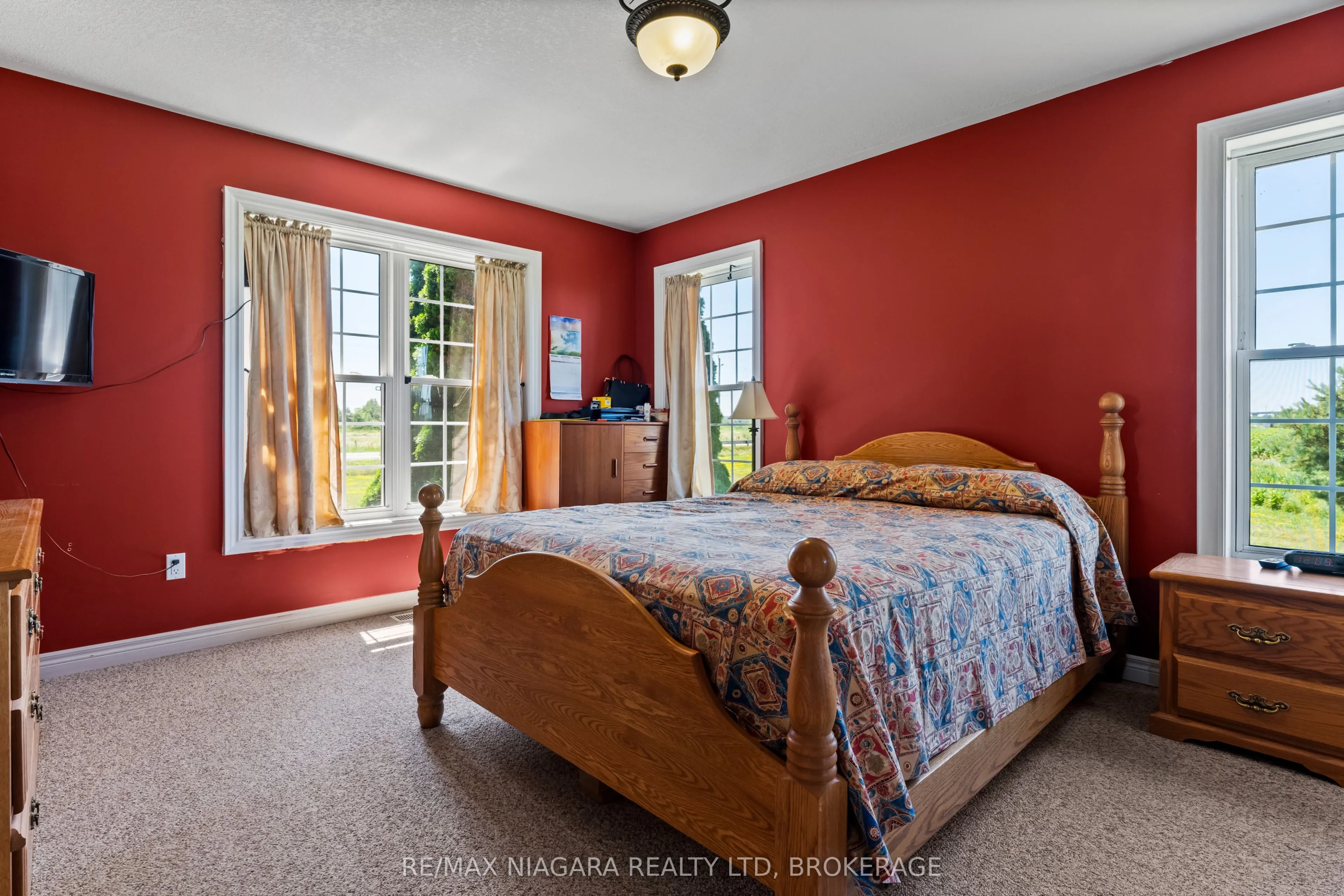 374 Niagara Stone Road