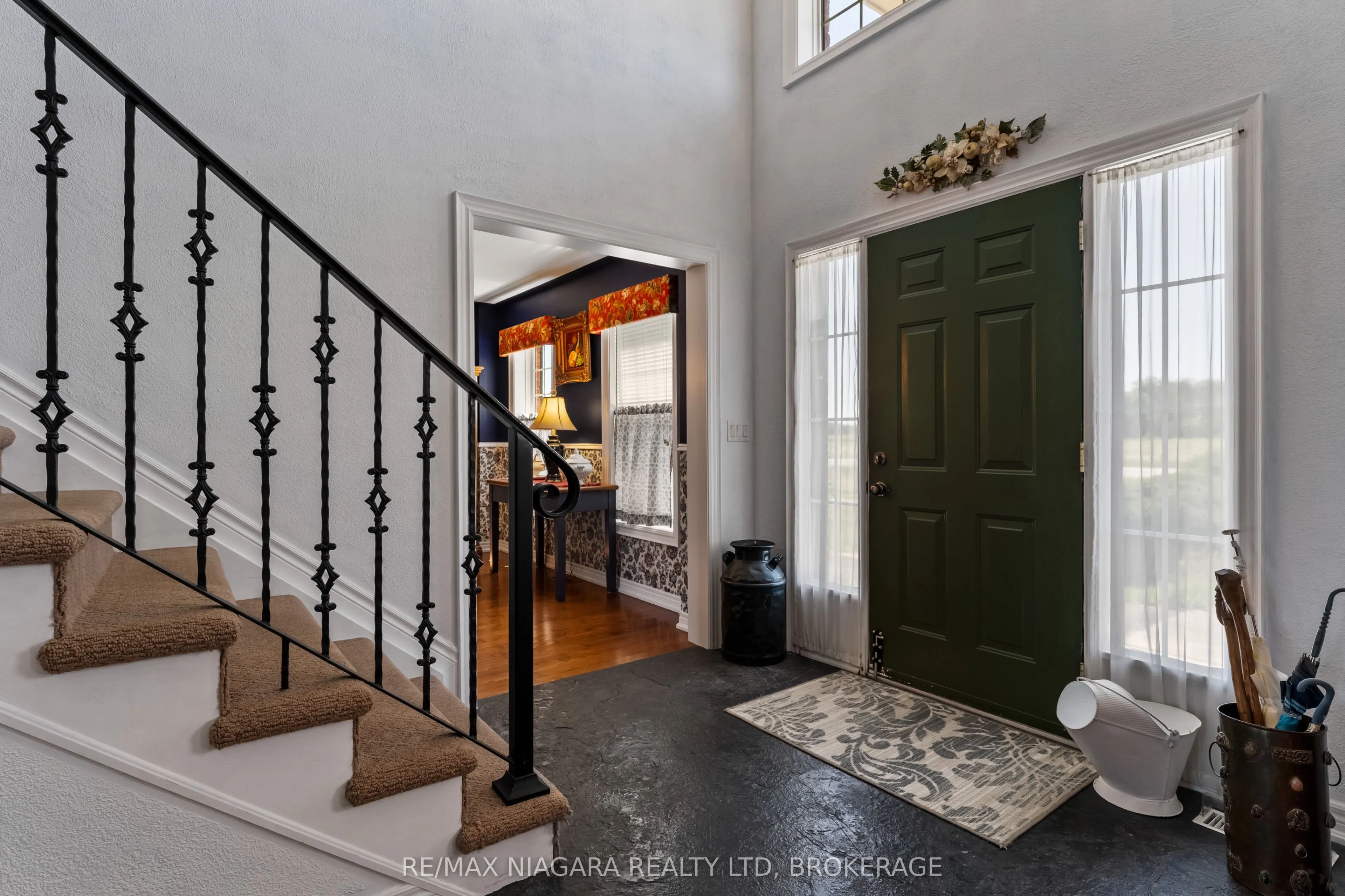 374 Niagara Stone Road