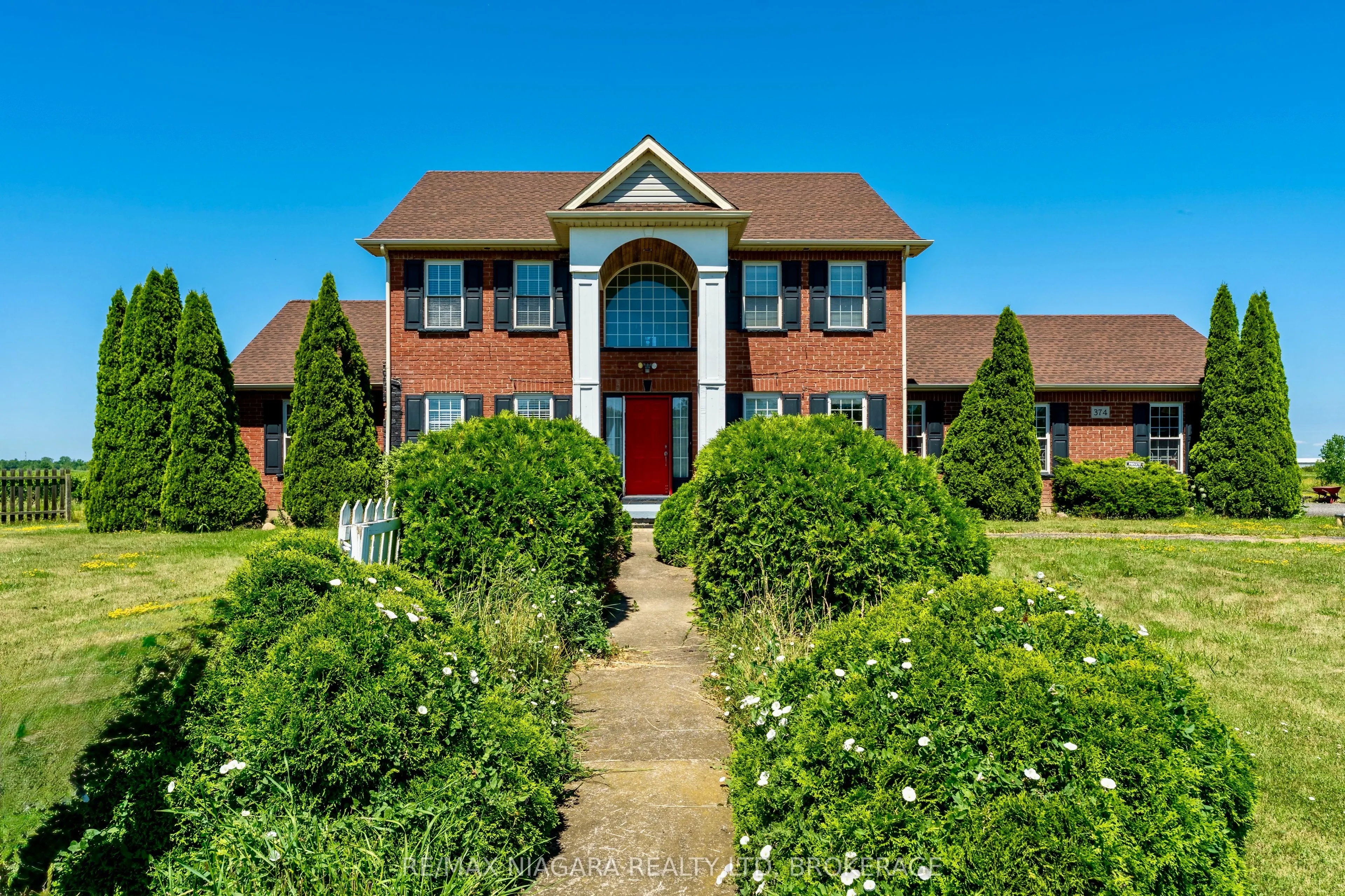 374 Niagara Stone Road