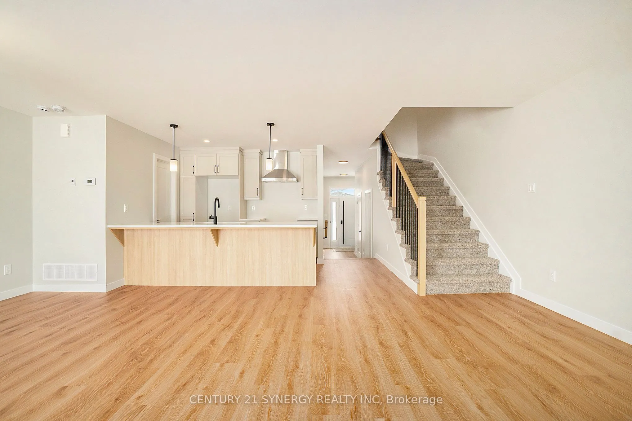 81 VILLENEUVE Street