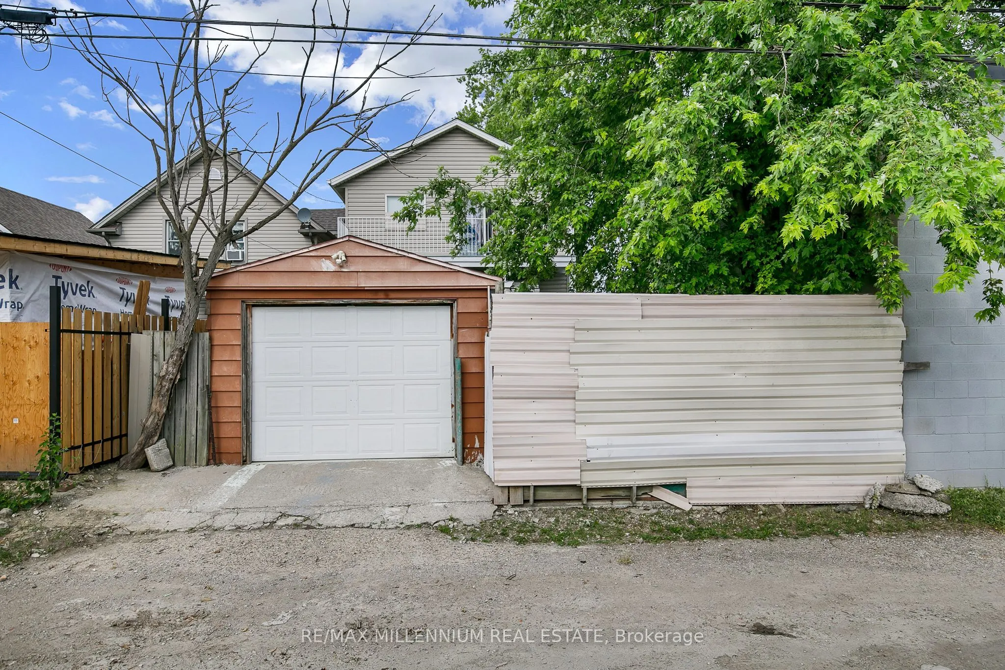 1725 Highland Avenue