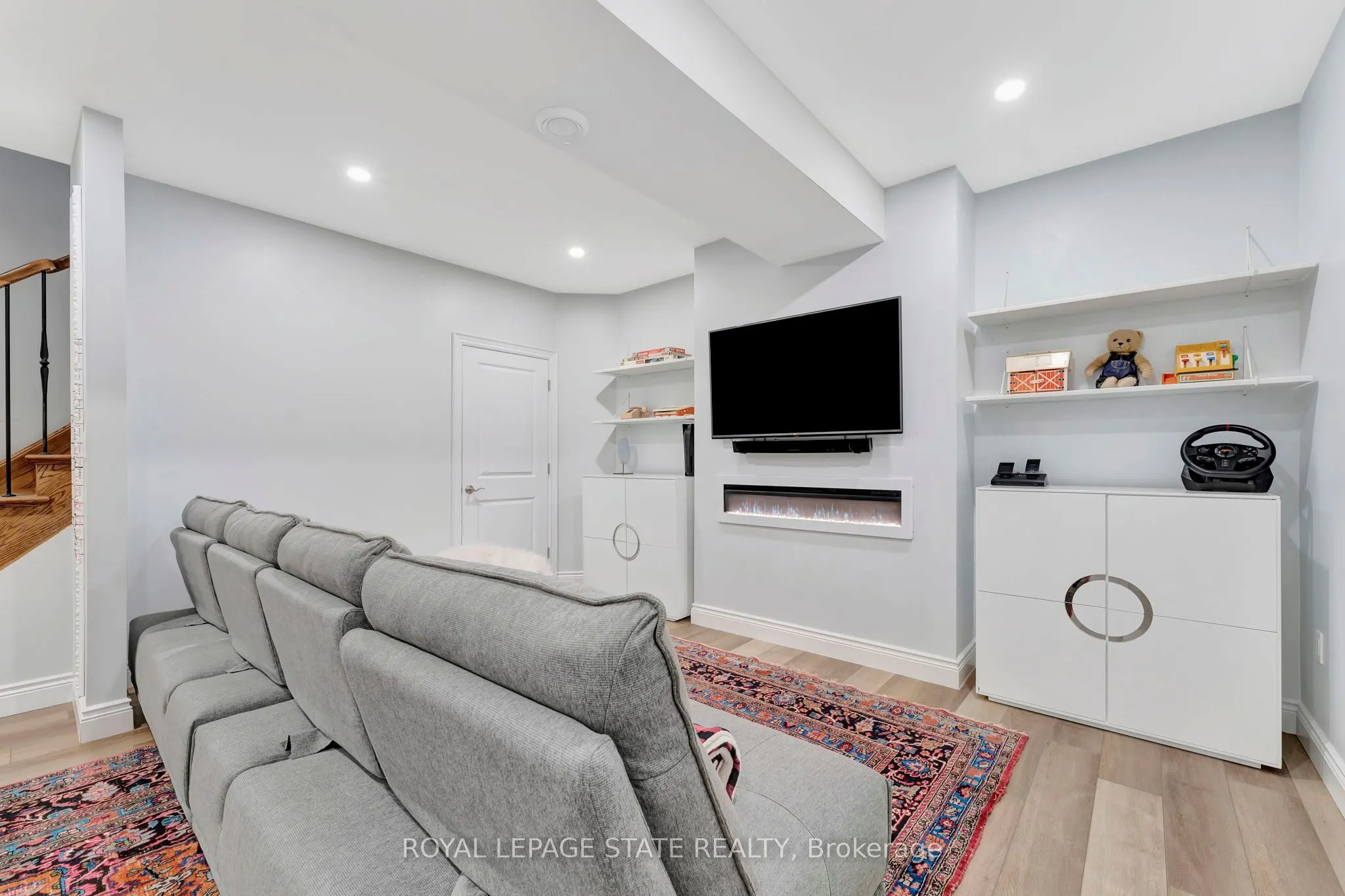 175 Oakhill Place