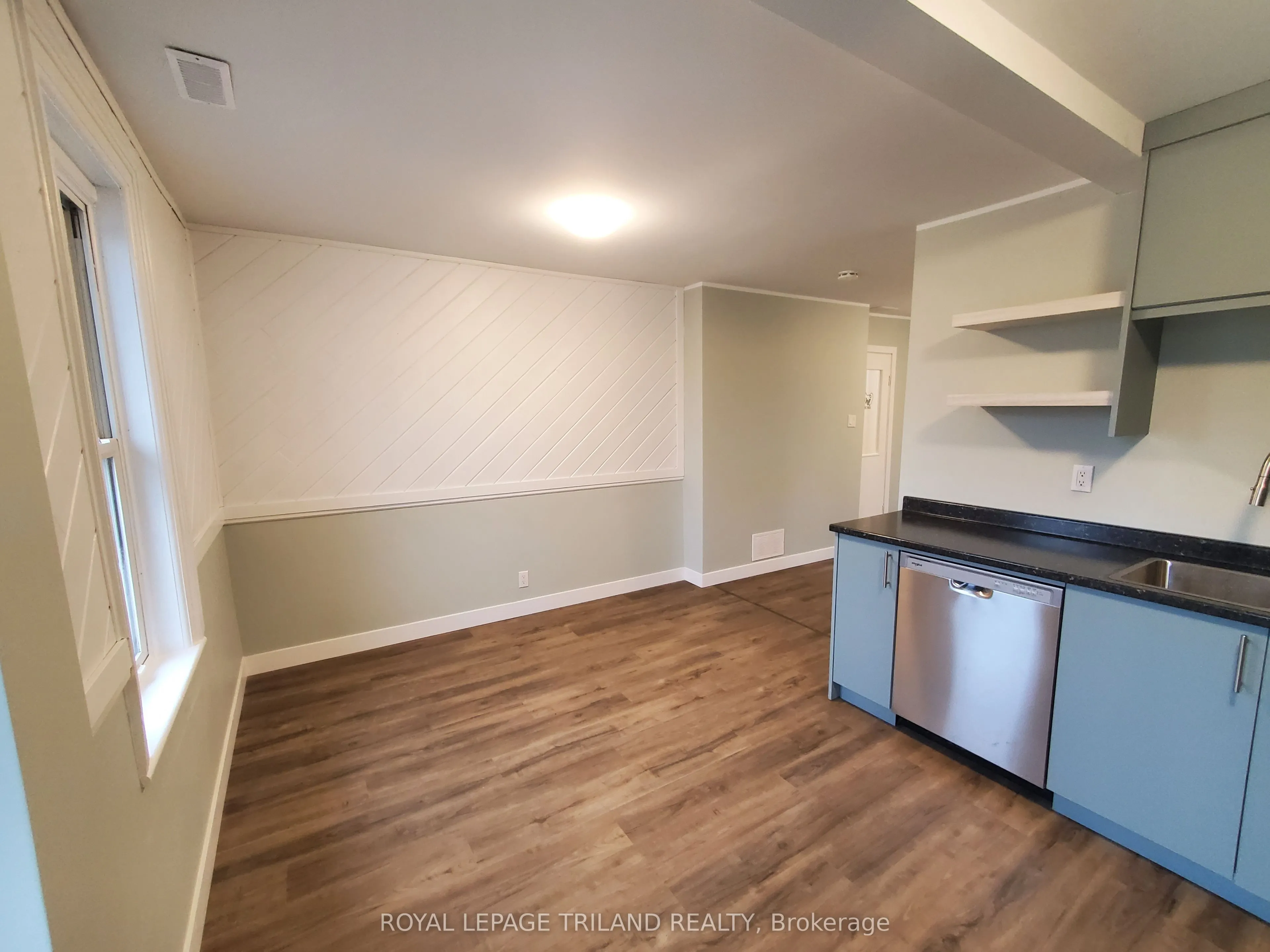 104 Flora Street, #UPPER UNIT