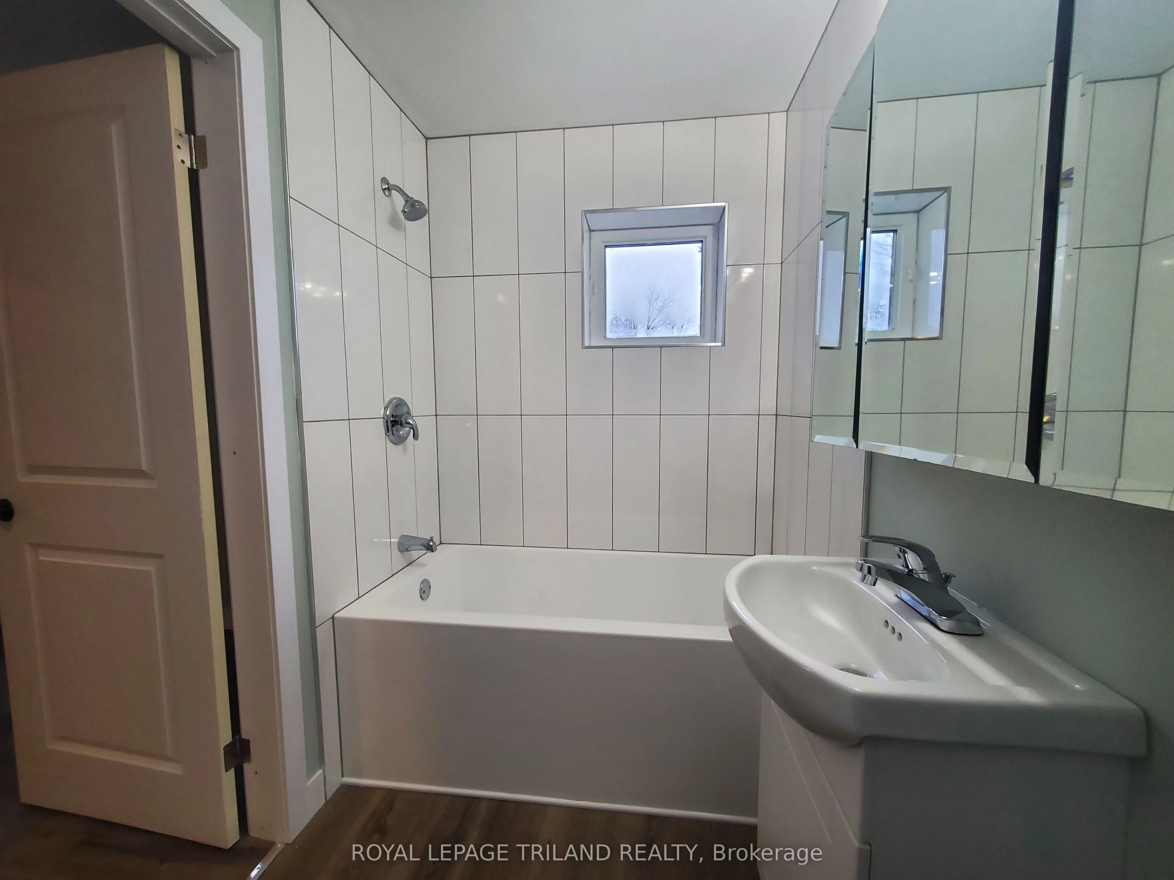 104 Flora Street, #UPPER UNIT