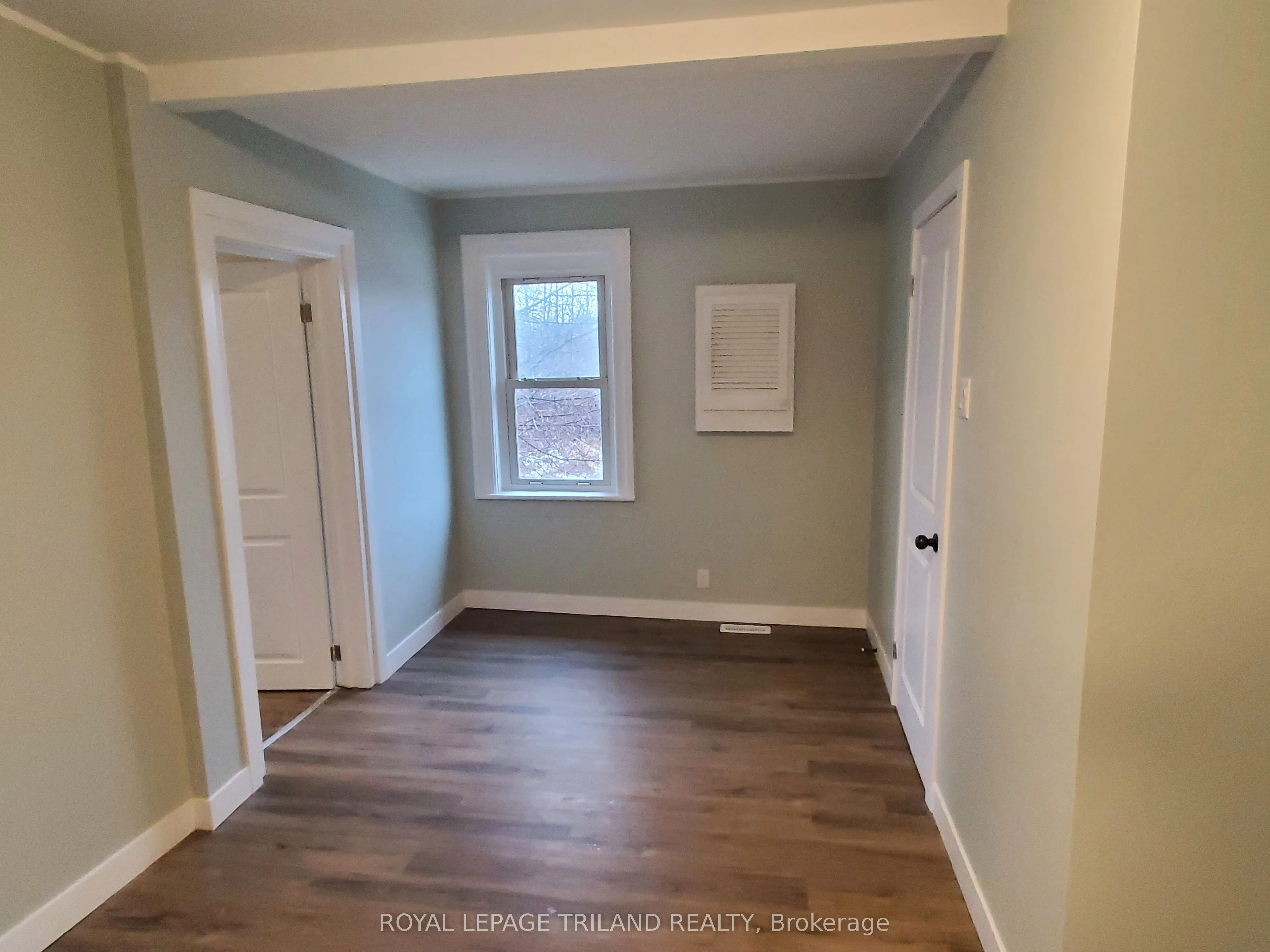 104 Flora Street, #UPPER UNIT