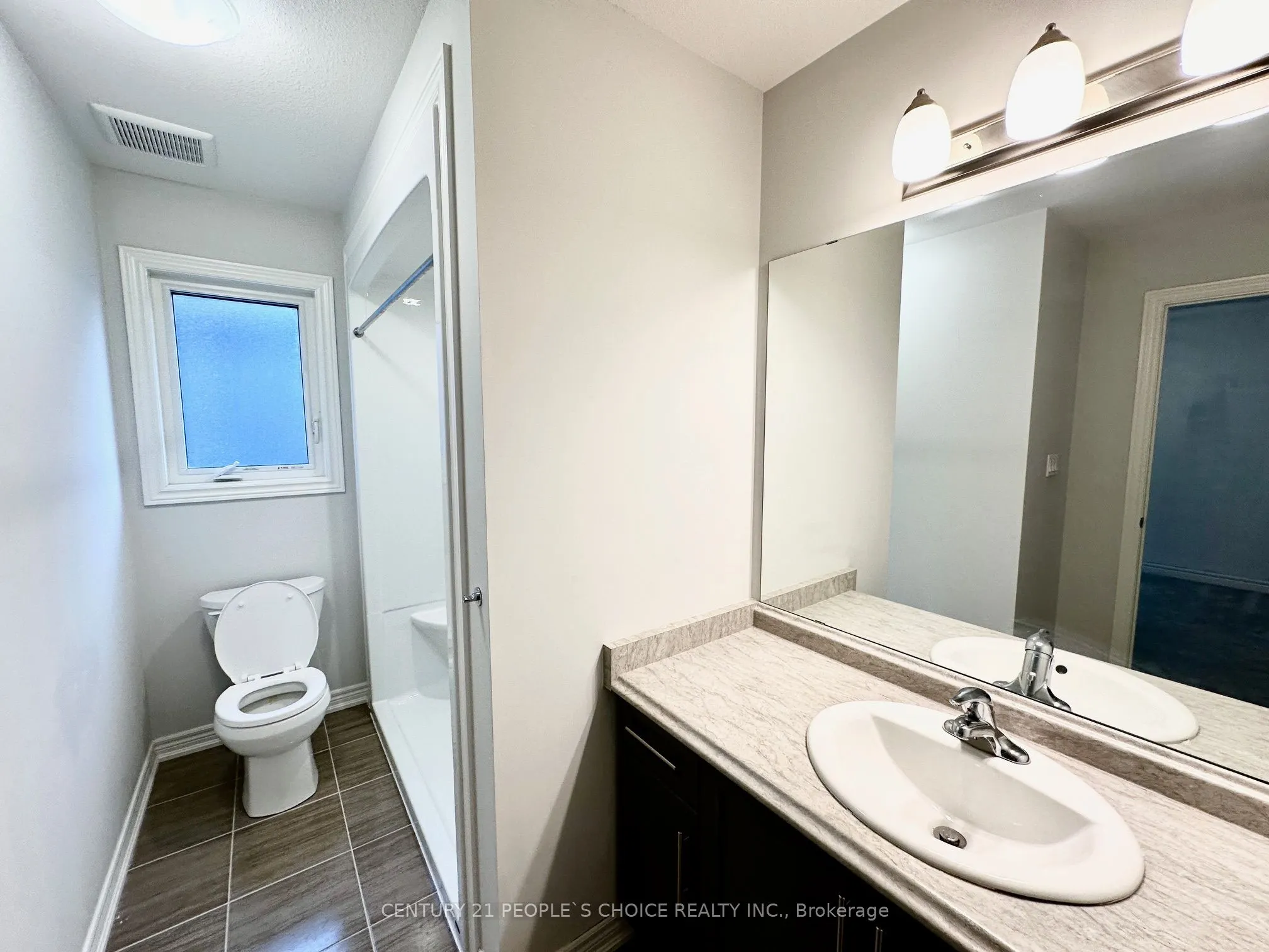 28 Swan Avenue, #Main & Upper