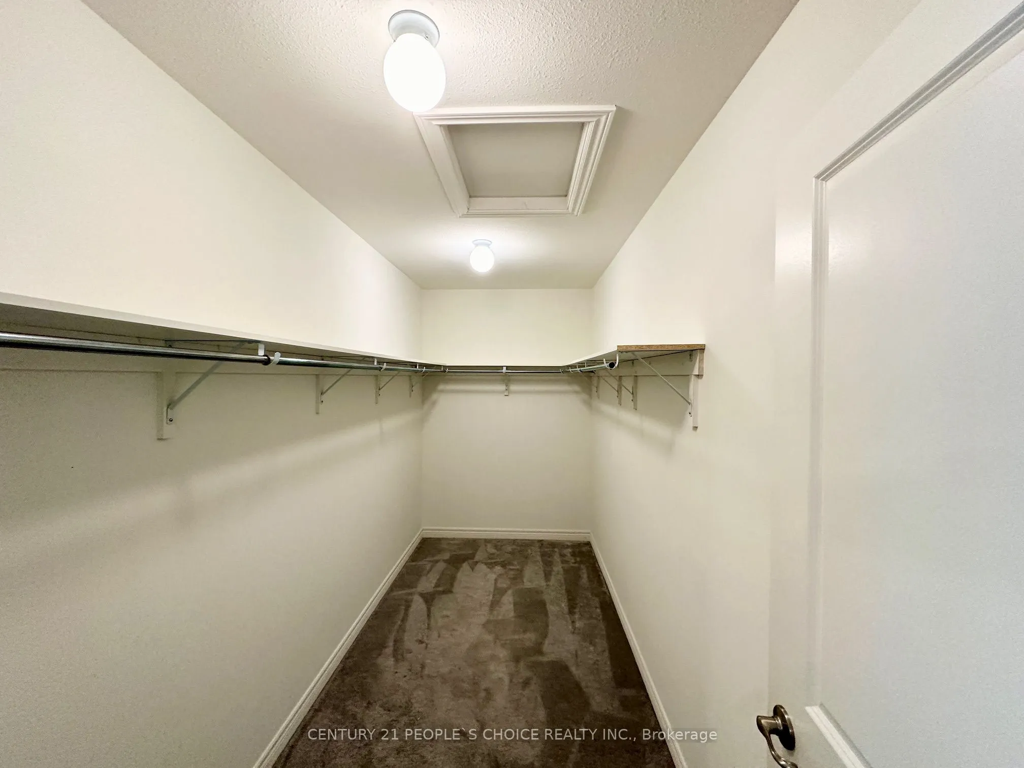 28 Swan Avenue, #Main & Upper