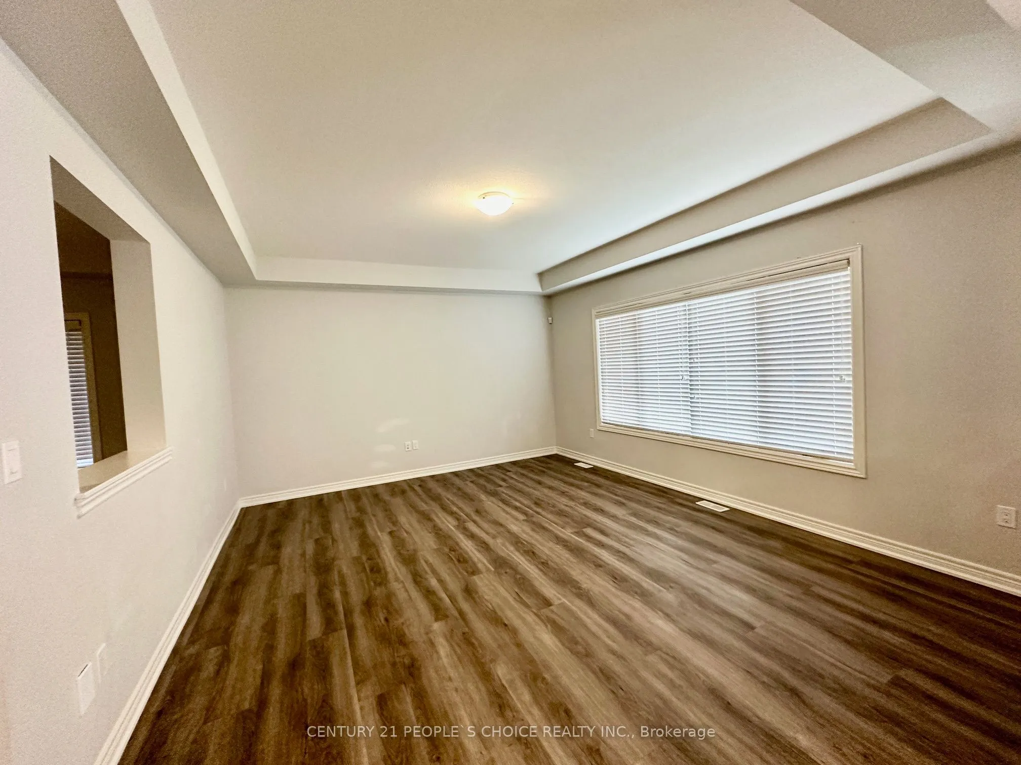 28 Swan Avenue, #Main & Upper