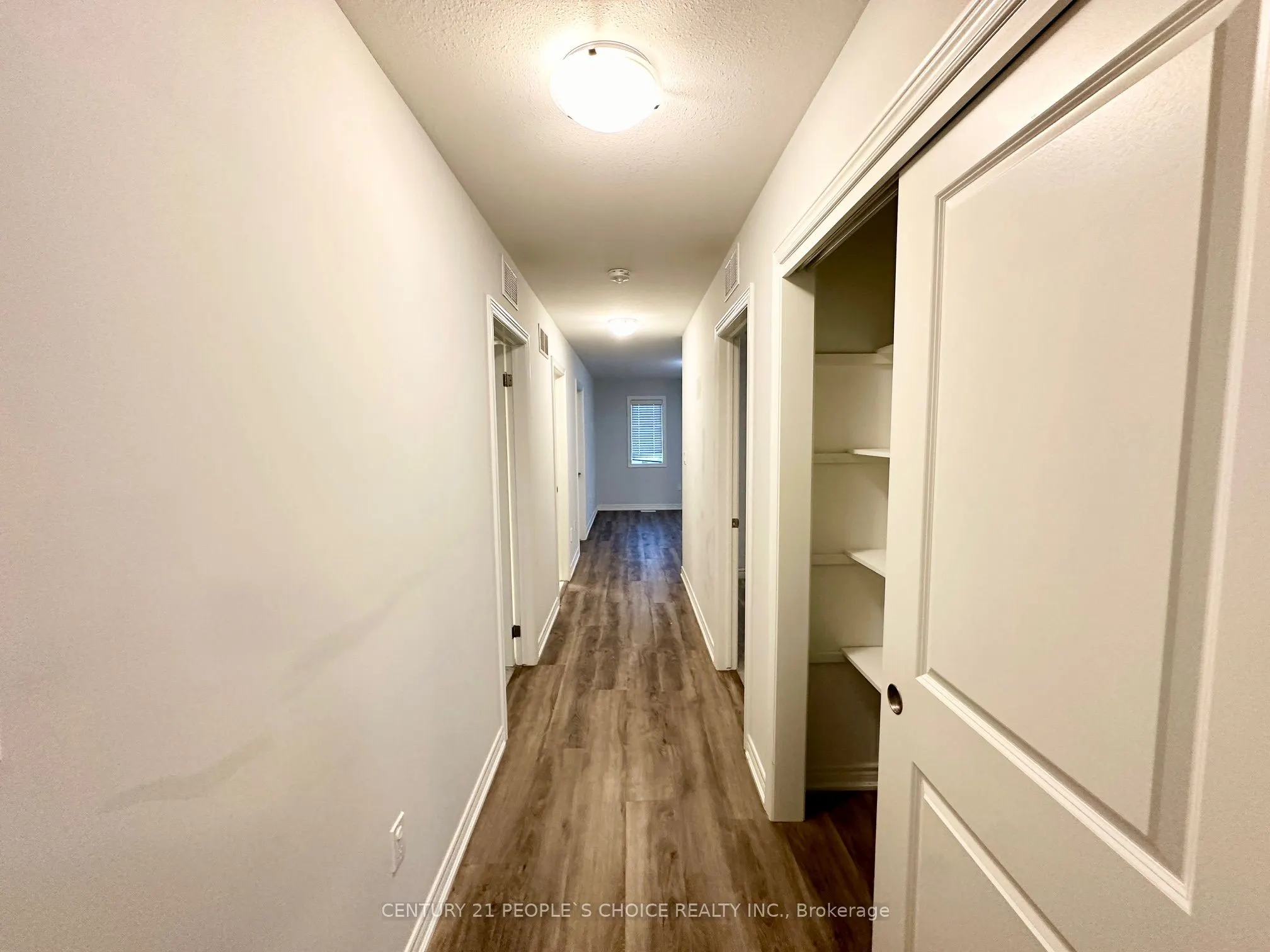 28 Swan Avenue, #Main & Upper