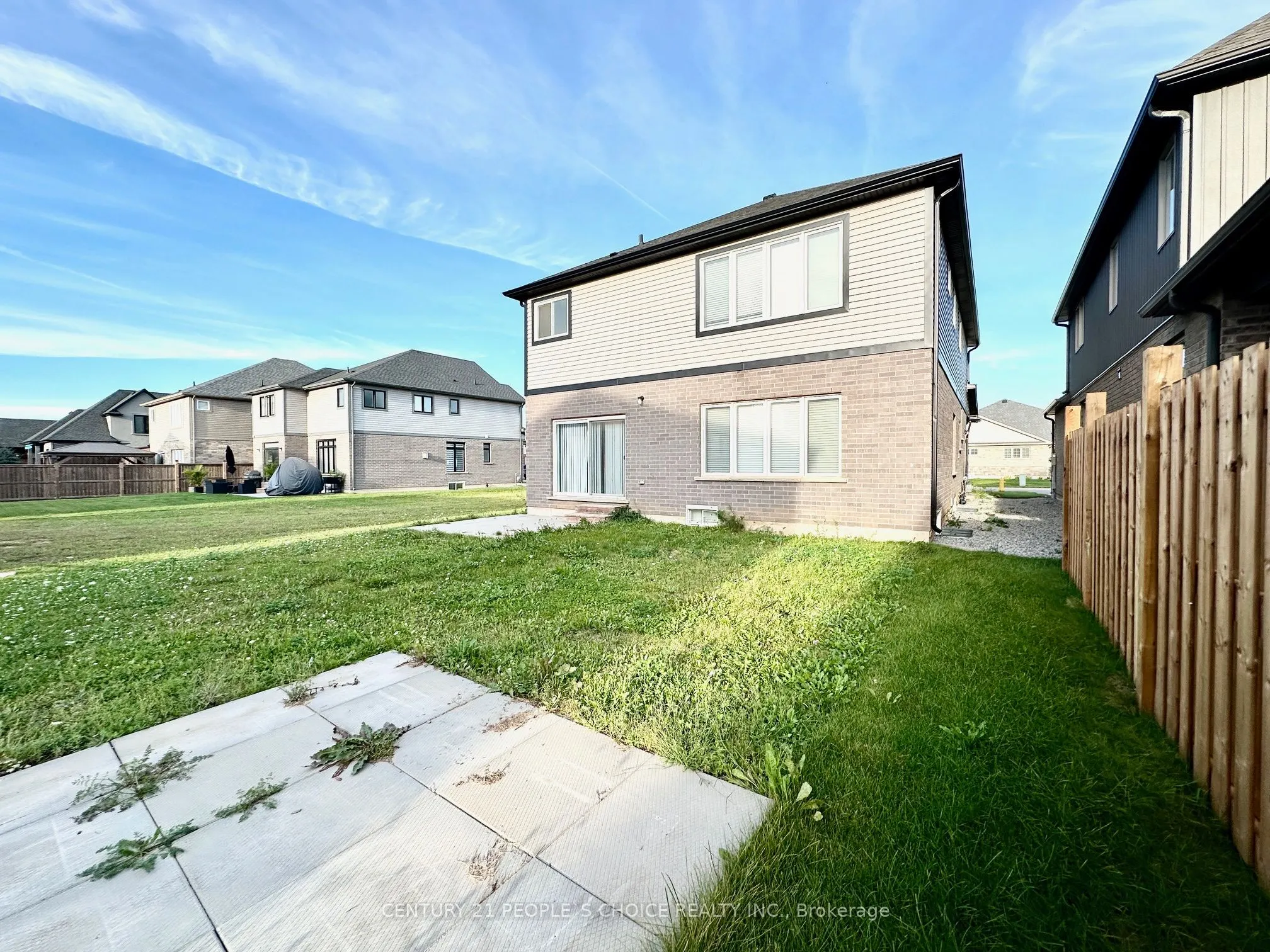 28 Swan Avenue, #Main & Upper