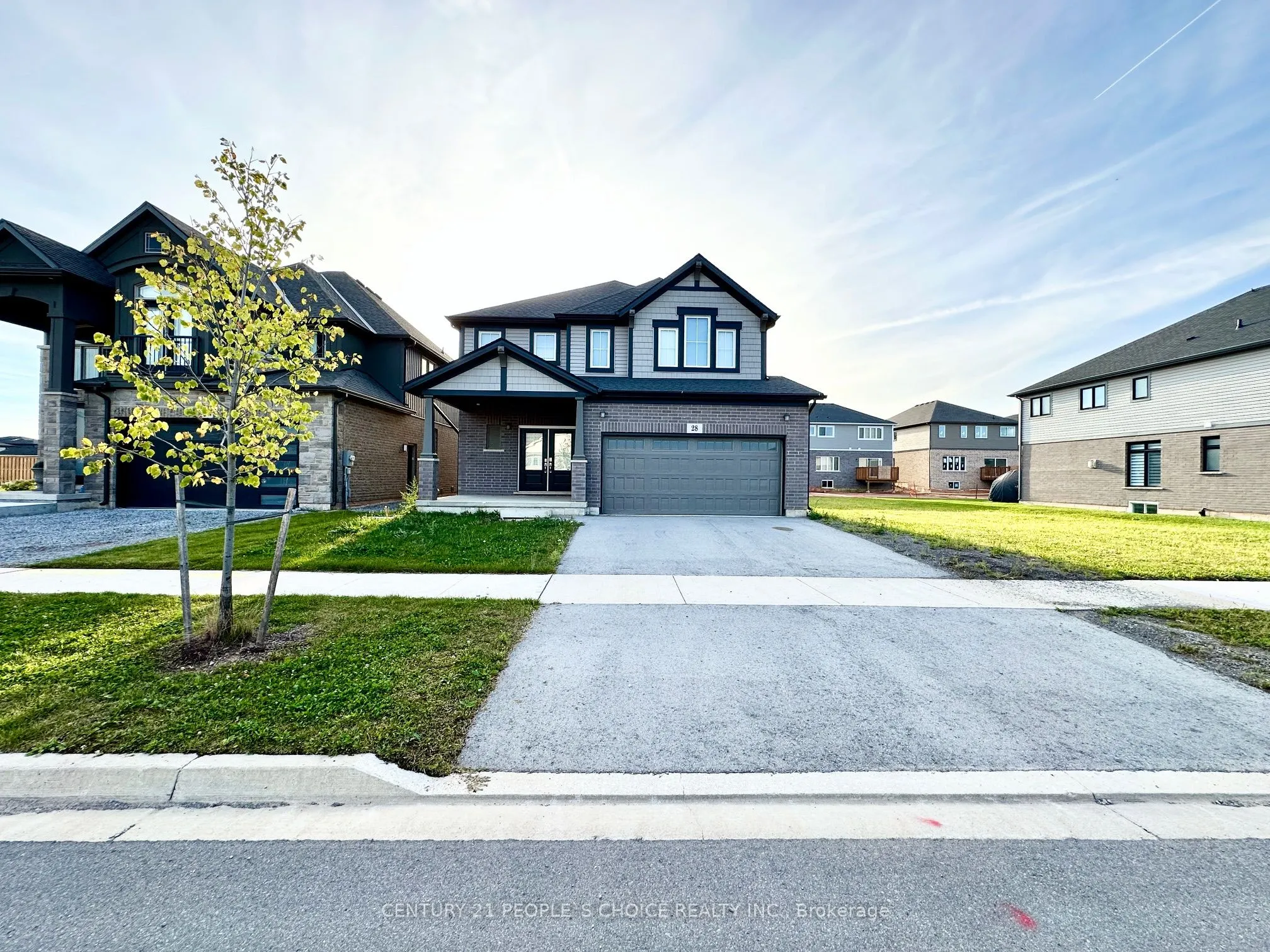 28 Swan Avenue, #Main & Upper