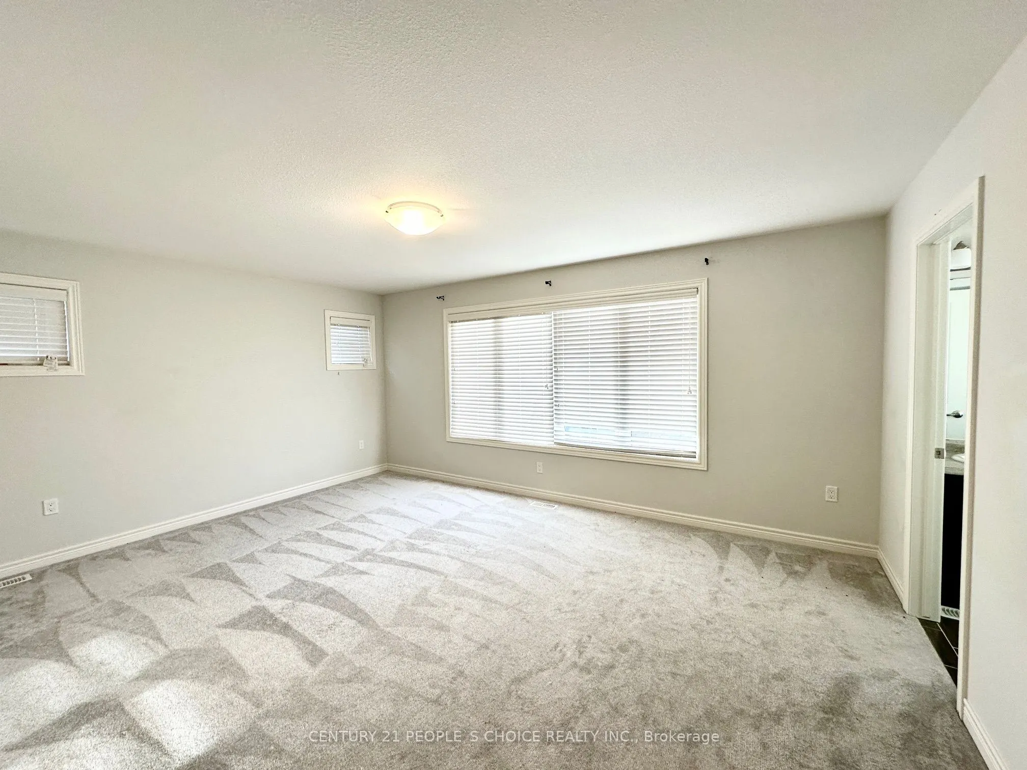 28 Swan Avenue, #Main & Upper