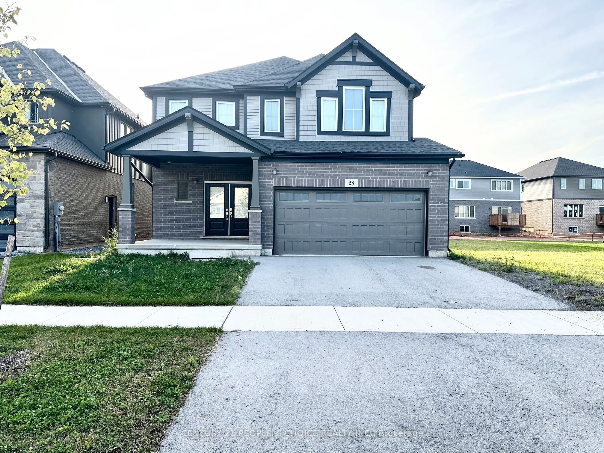 28 Swan Avenue, #Main & Upper