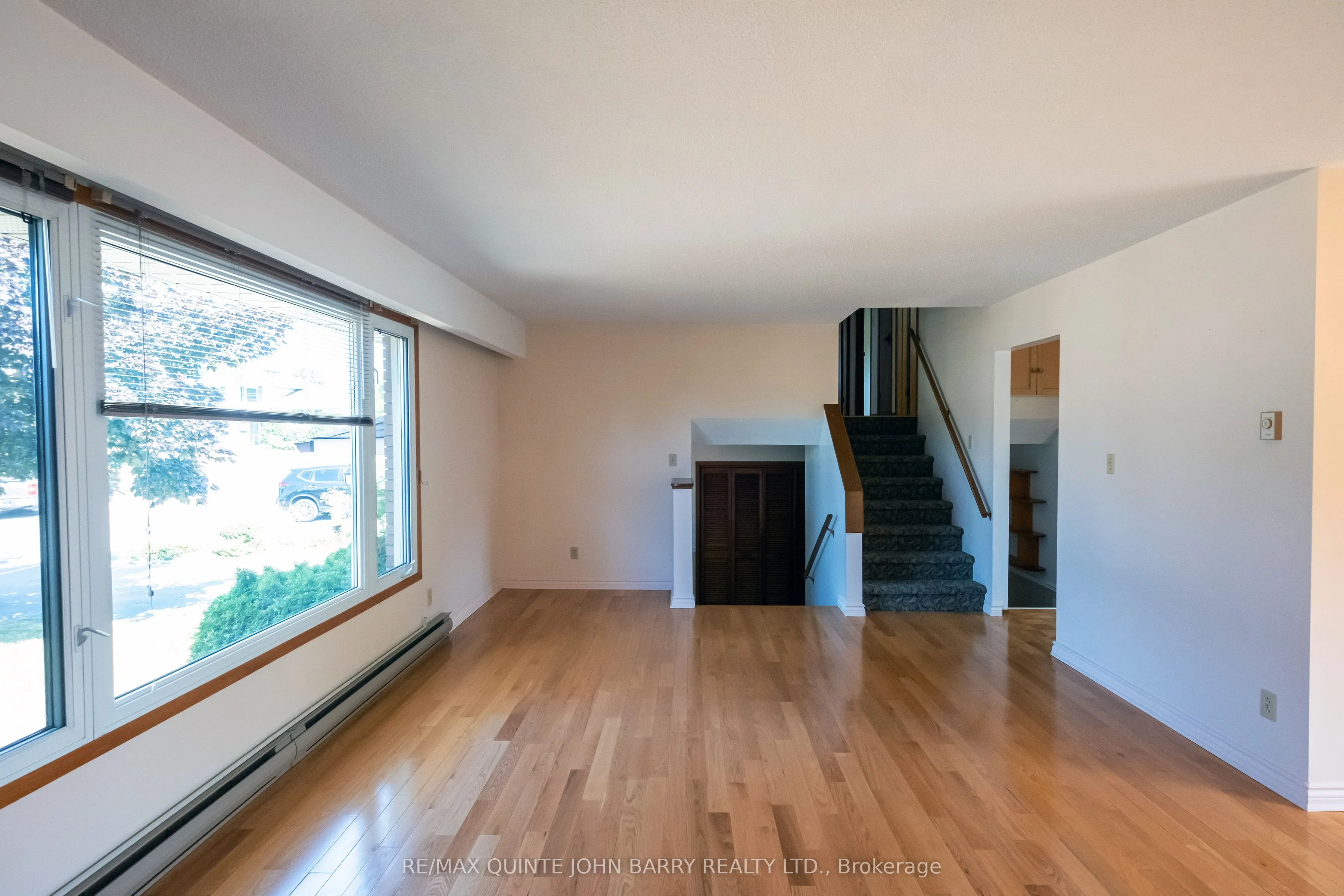 31 O'Neil Crescent