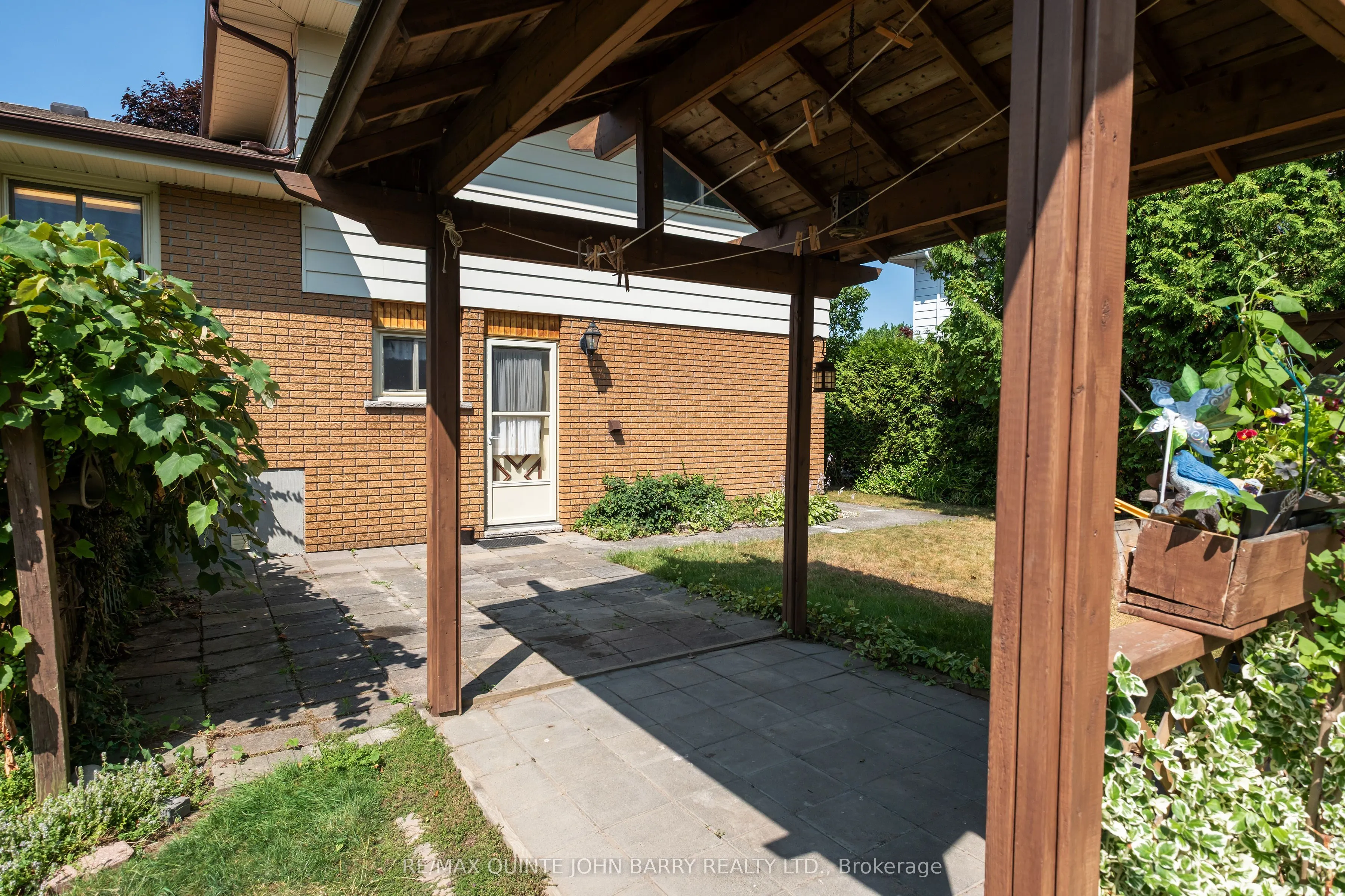 31 O'Neil Crescent