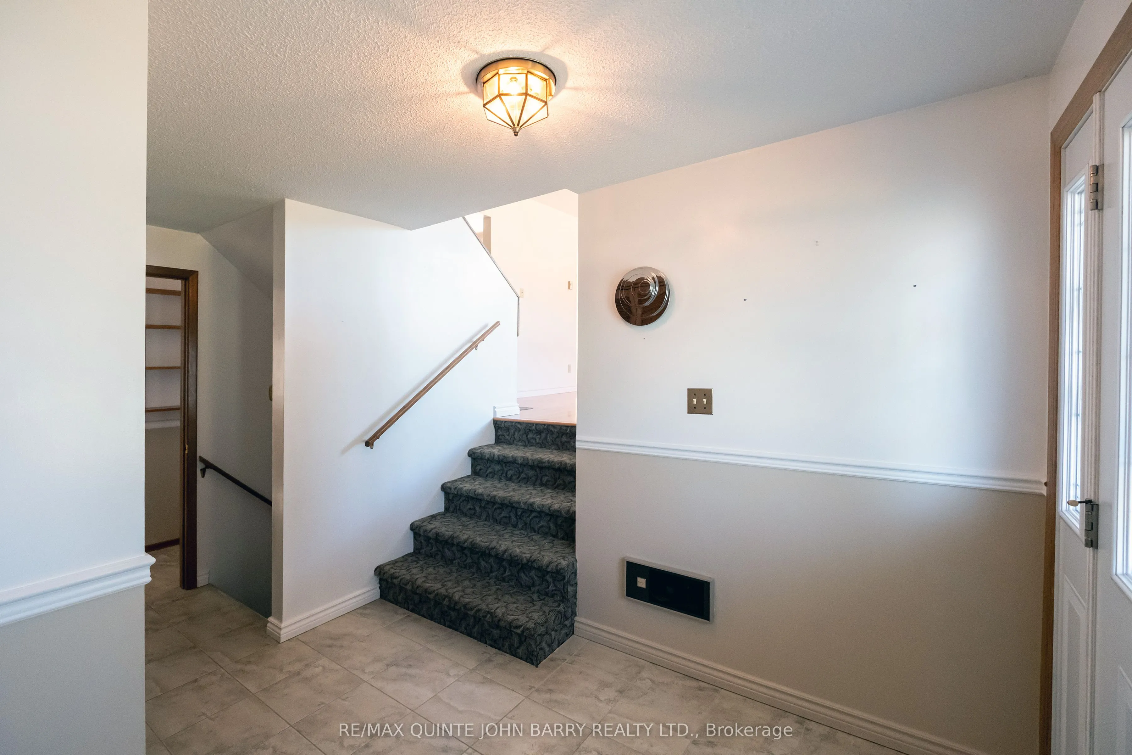31 O'Neil Crescent