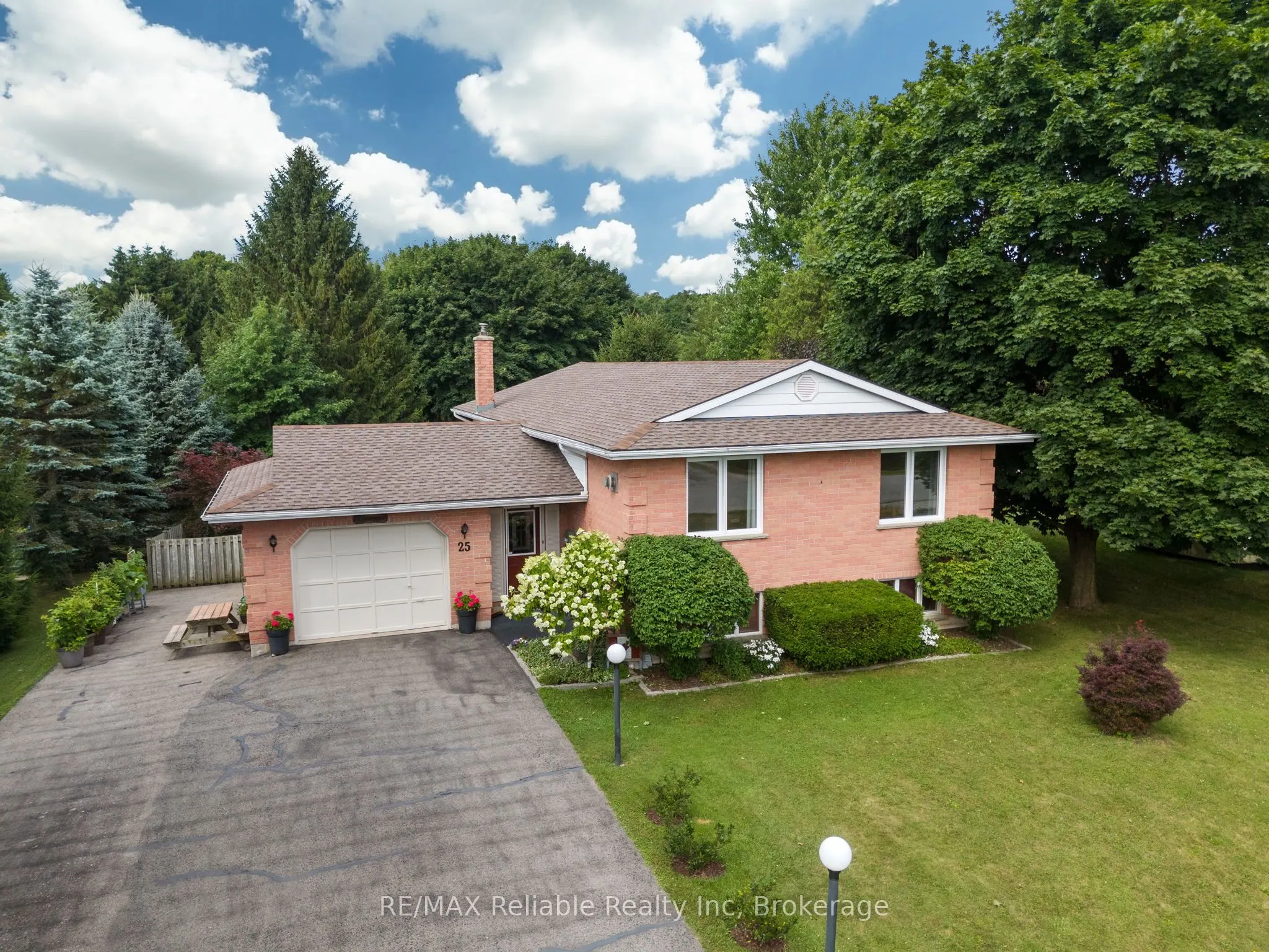 25 Jordan Drive