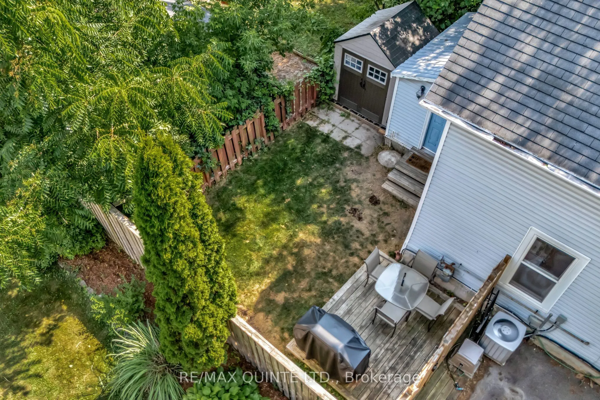 44 Mill Street W