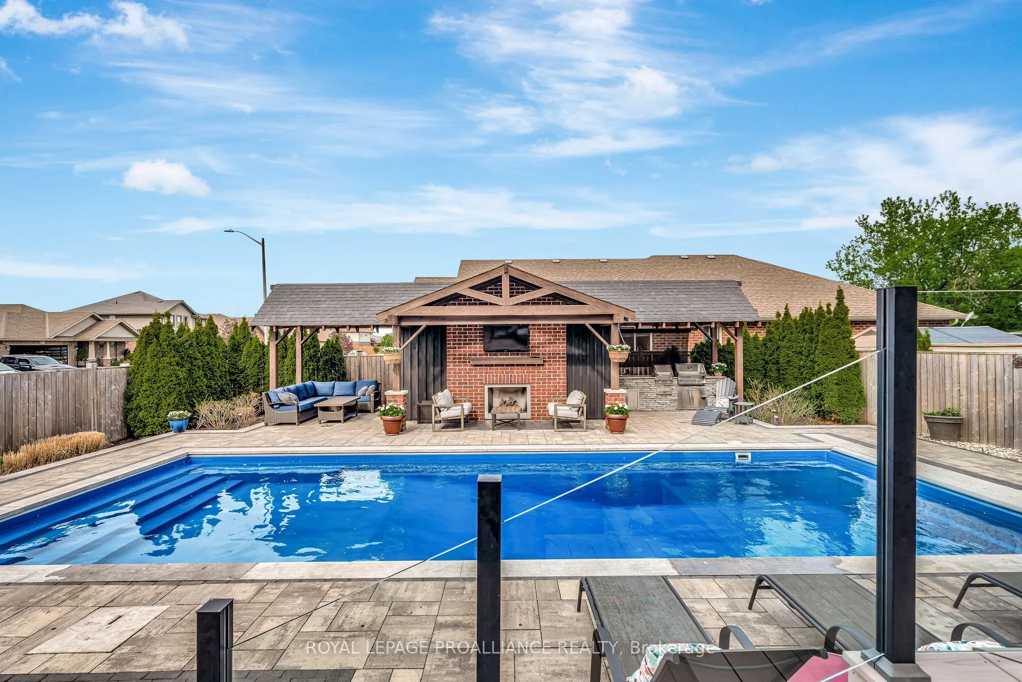 19 Scenic Drive