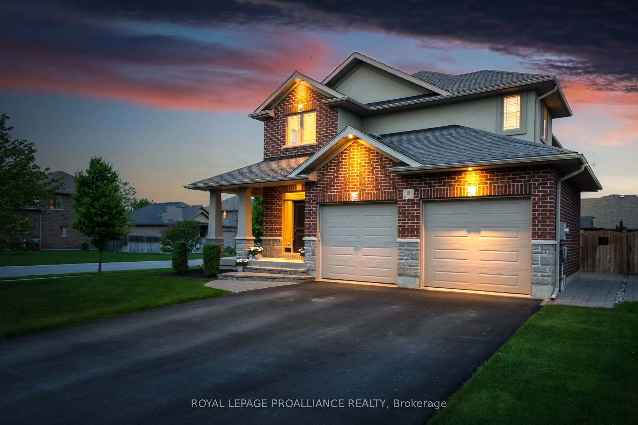 19 Scenic Drive