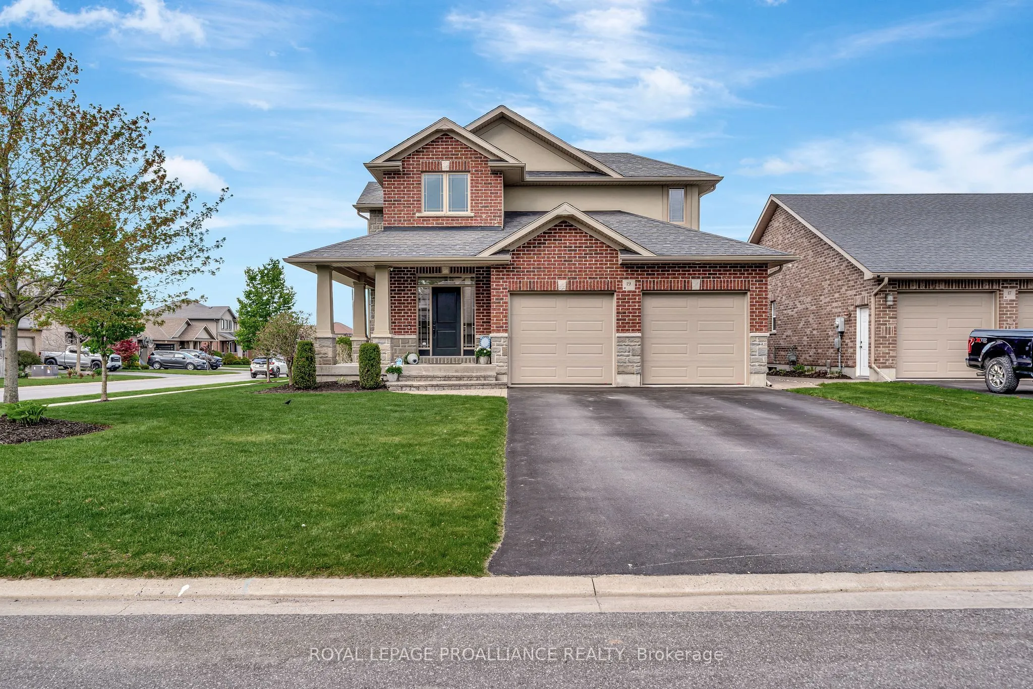 19 Scenic Drive