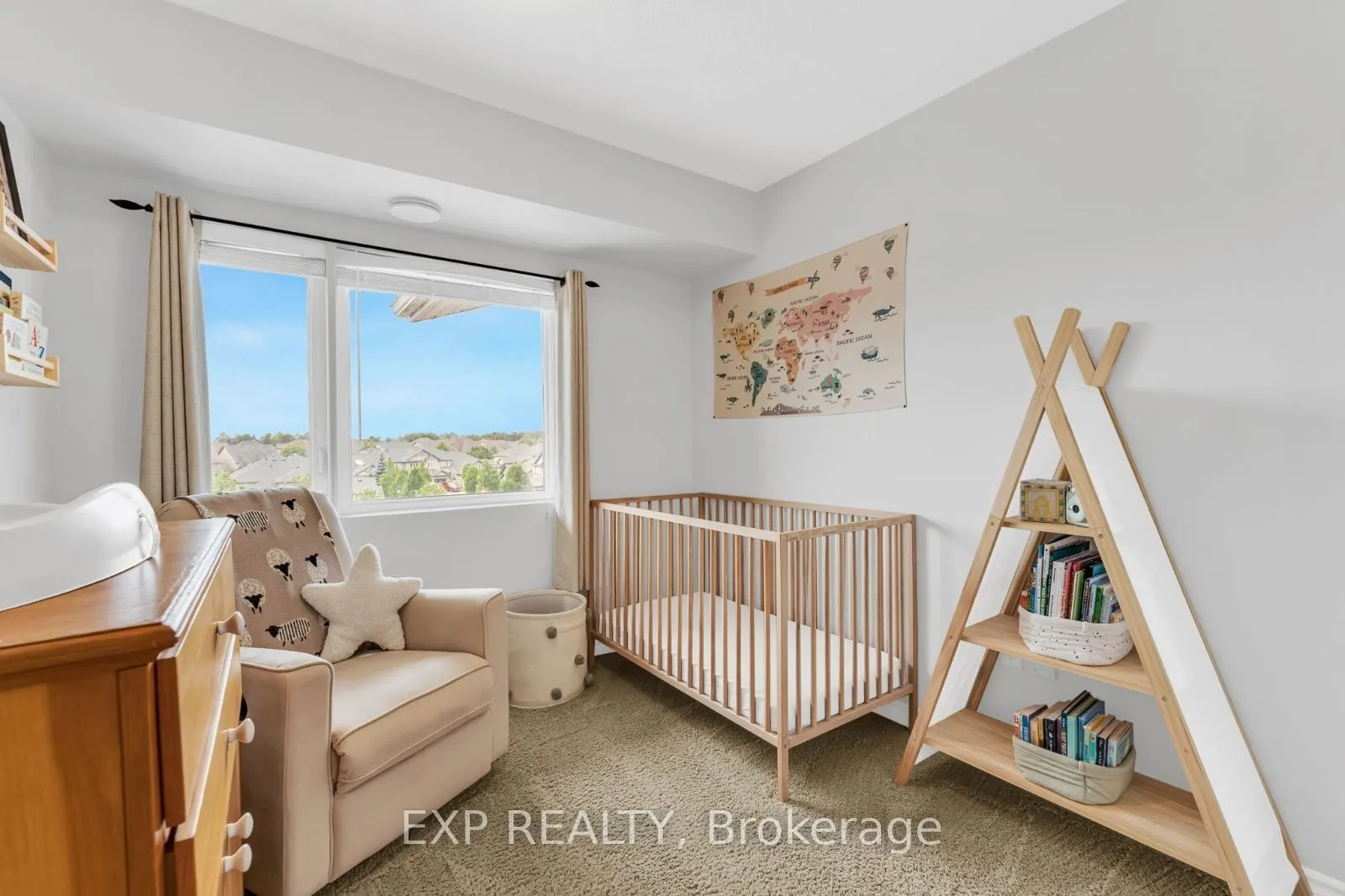 60 Lynnmore Street, #414