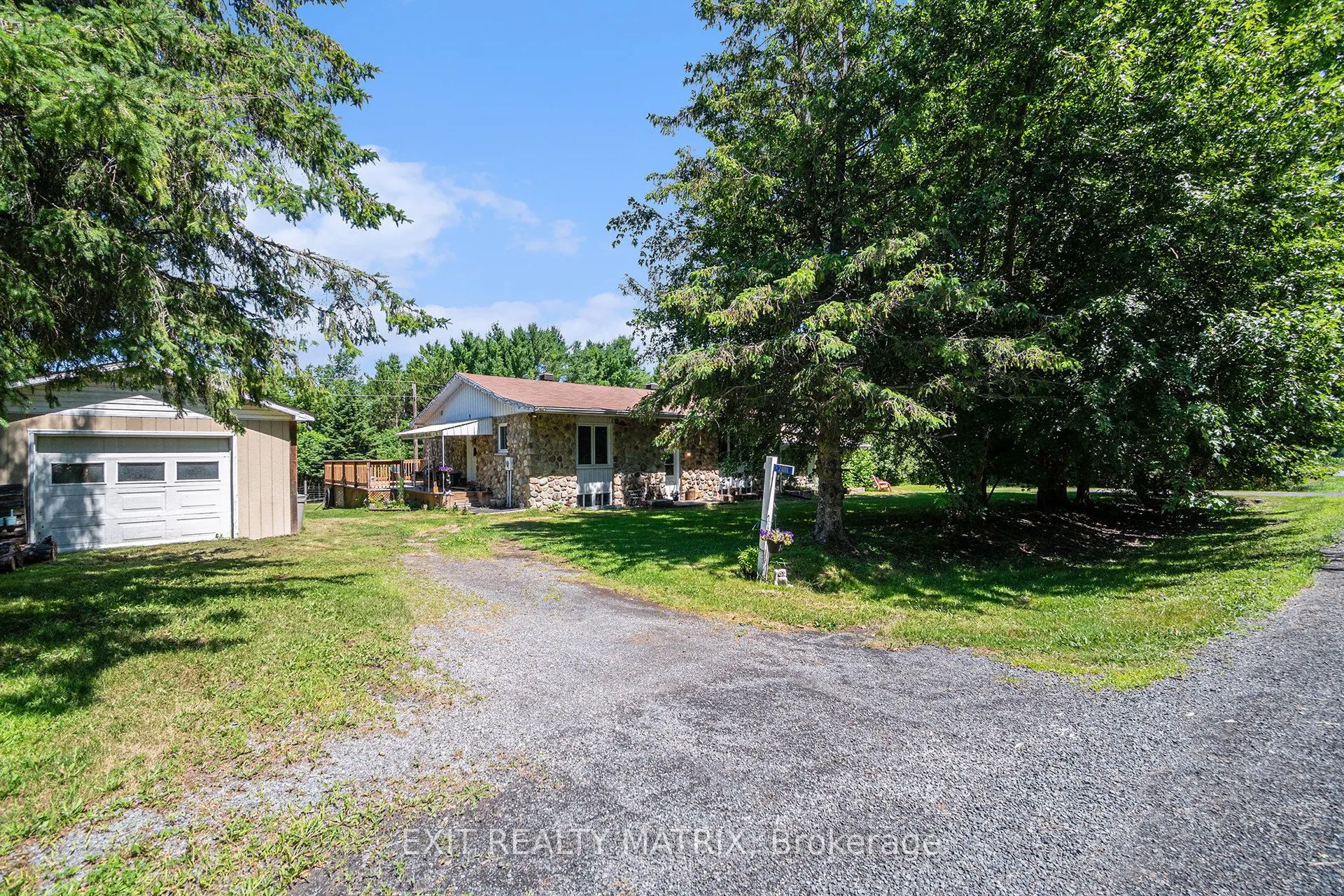 21111 Concession rd 8 Road