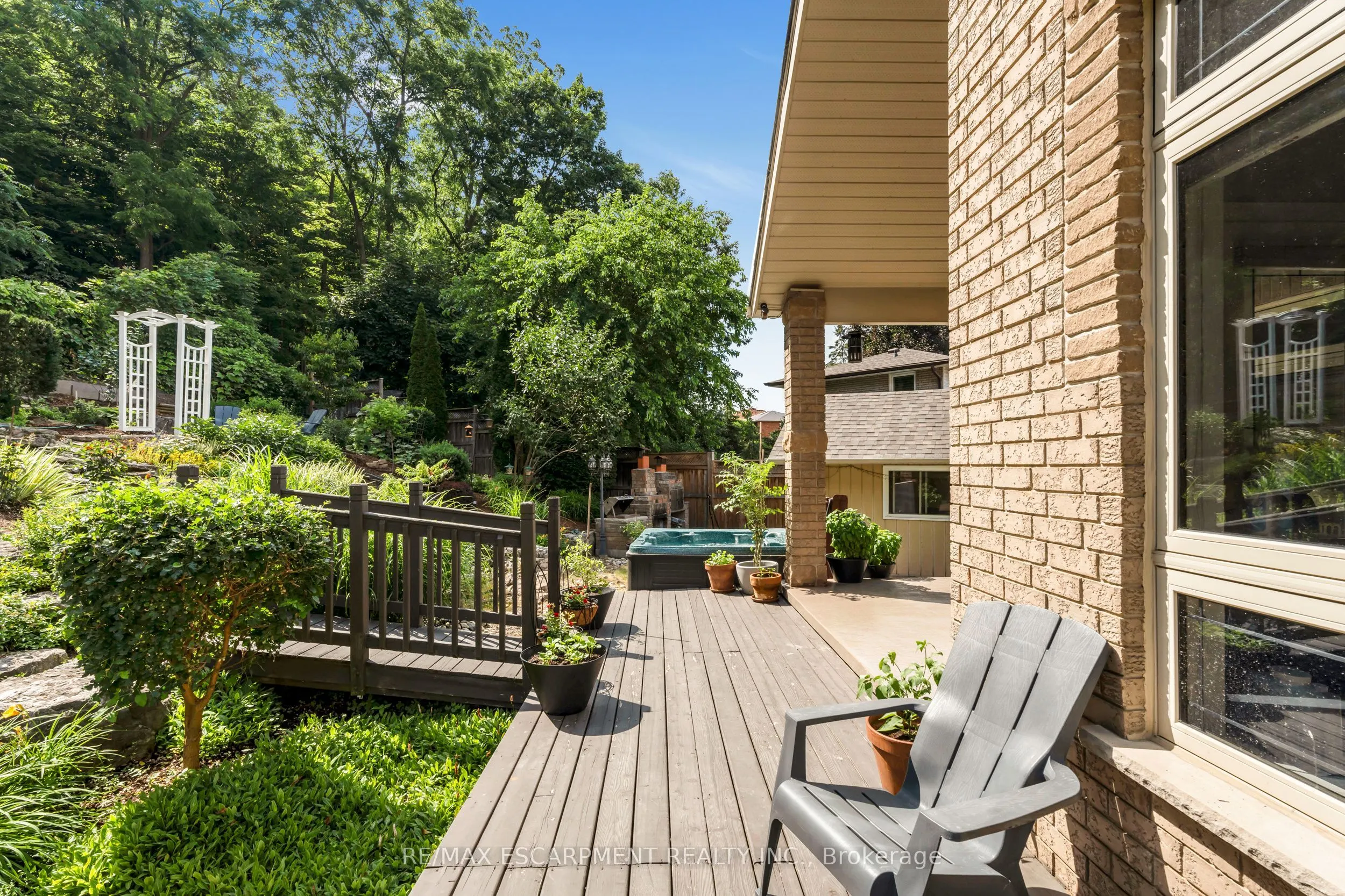 22 Shadeland Crescent